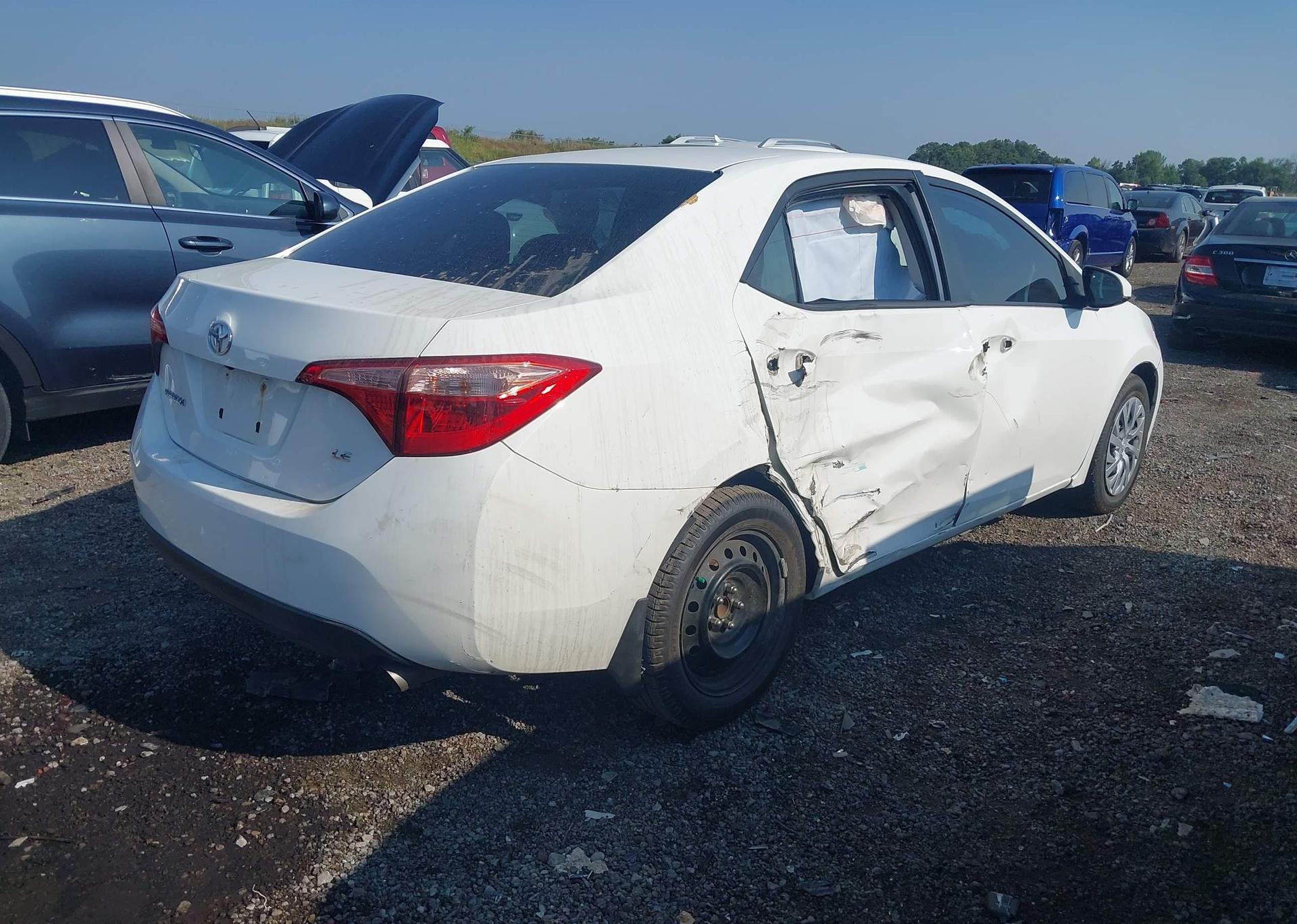 2018 TOYOTA COROLLA
