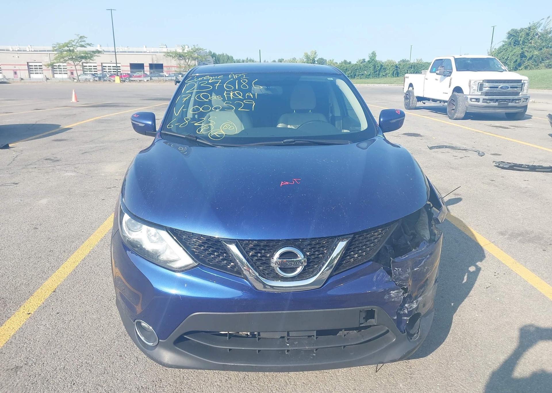 2017 NISSAN QASHQAI S