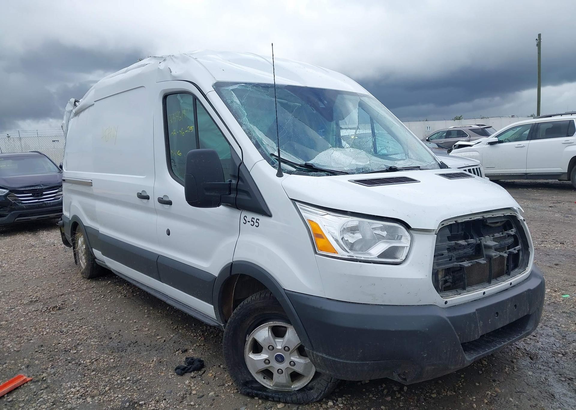 2017 FORD transit t-250