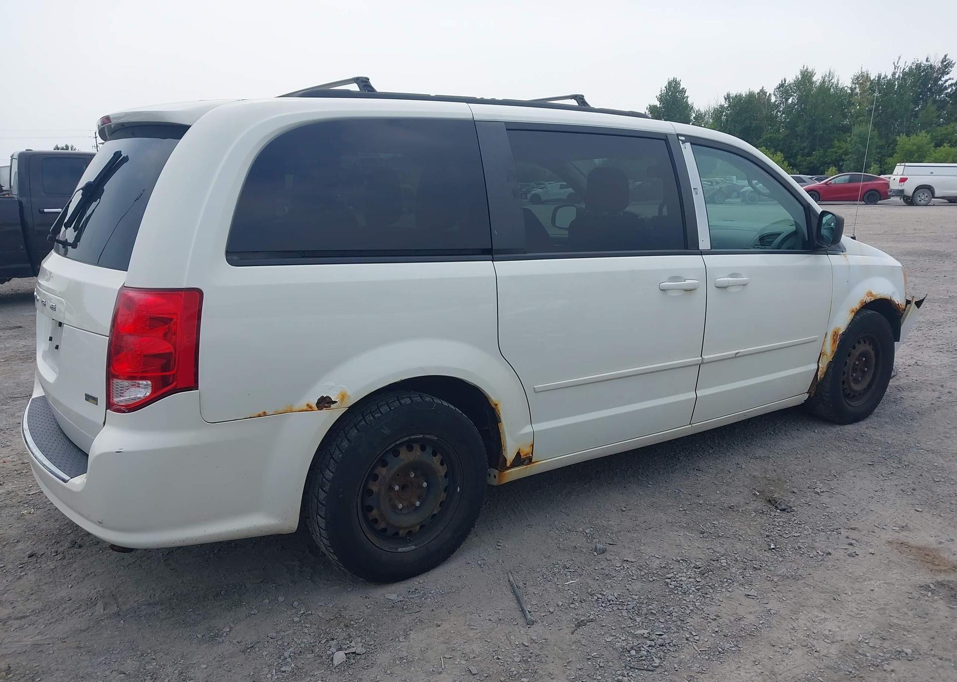 2012 DODGE GRAND CARAVAN SE