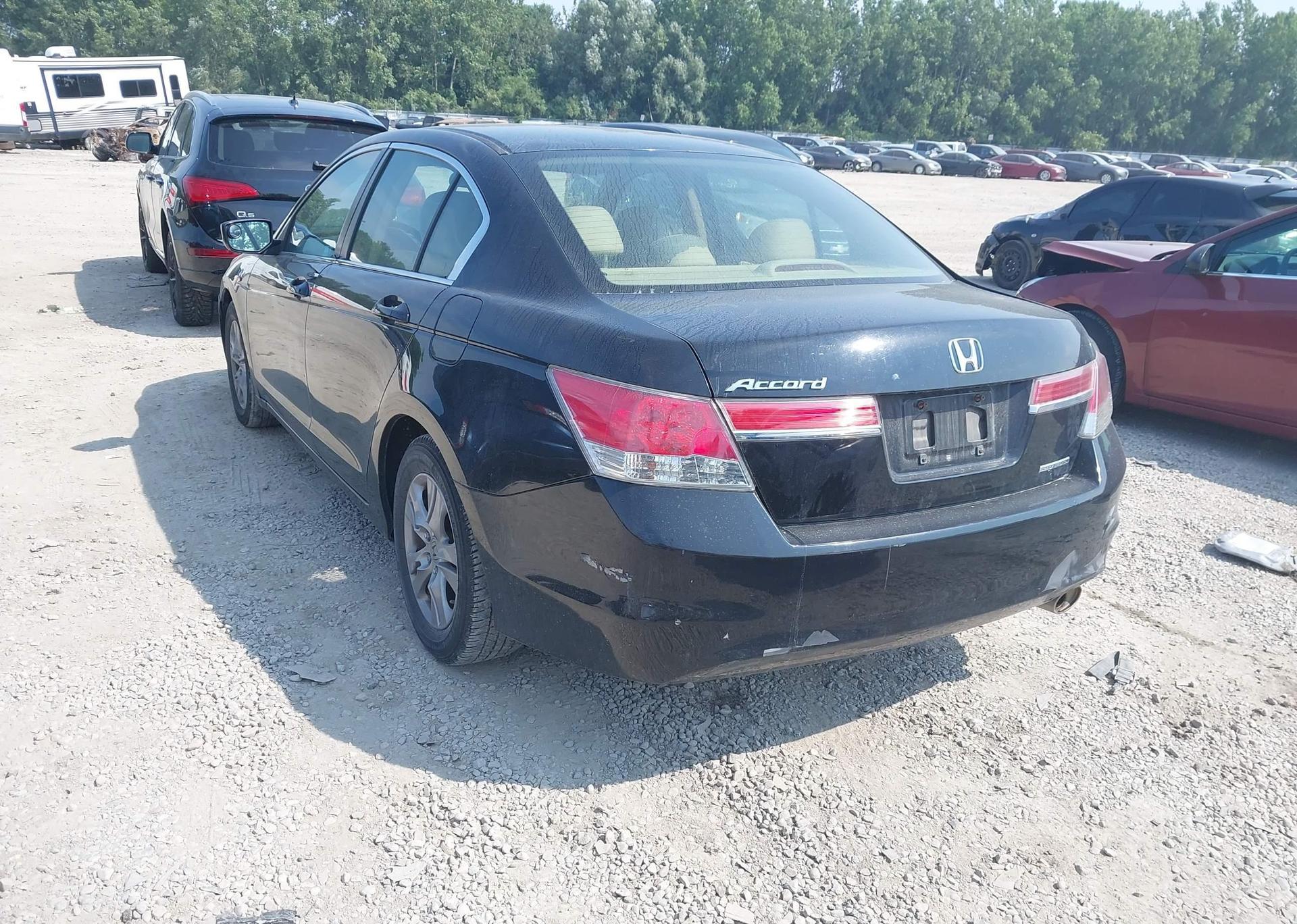 2012 HONDA ACCORD SE