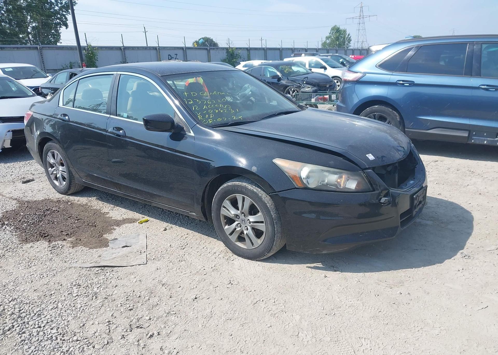 2012 HONDA ACCORD SE