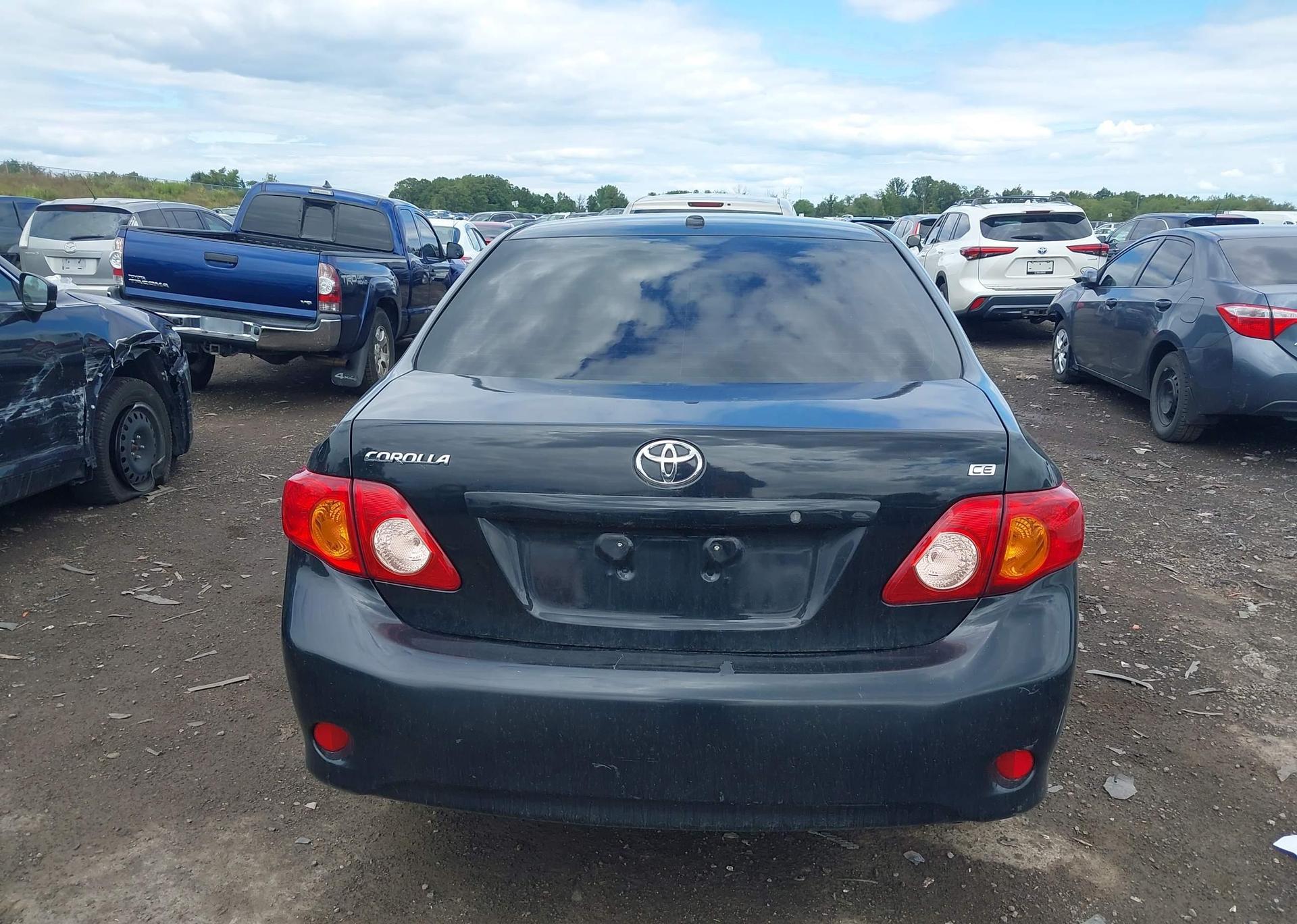 2010 TOYOTA COROLLA LE