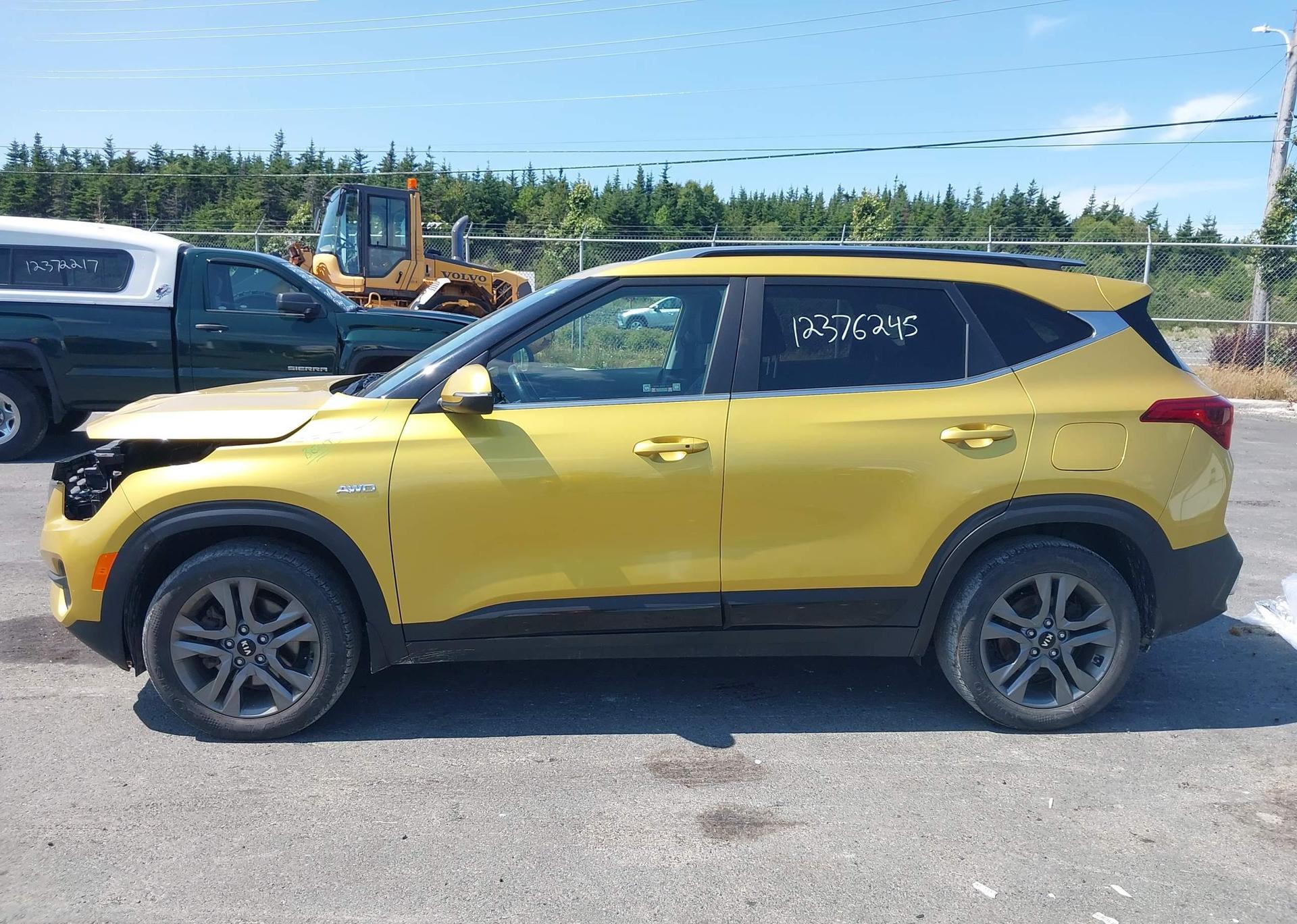 2021 KIA SELTOS EX