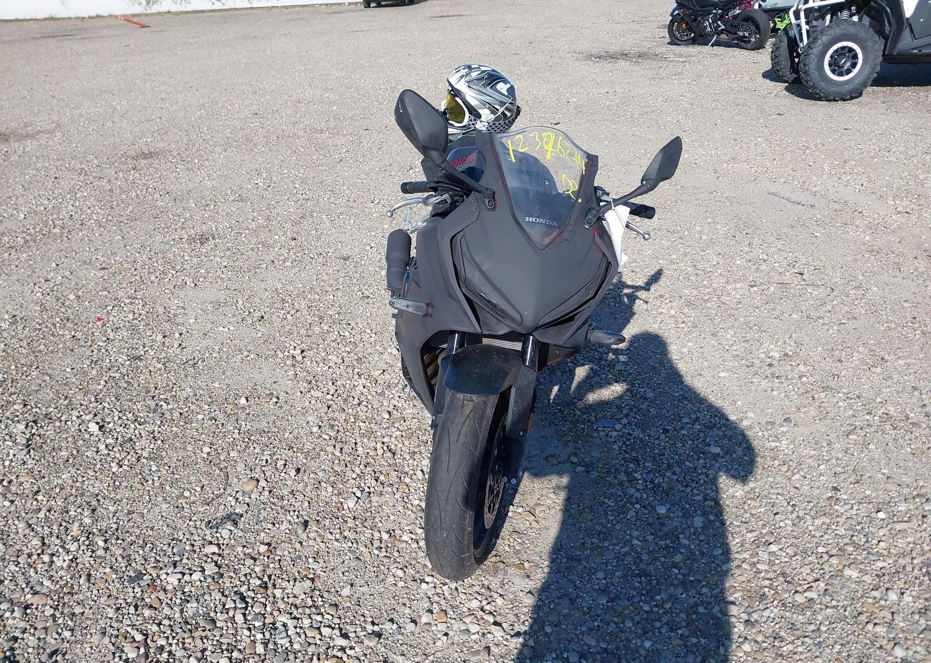 2023 HONDA CBR650 RA