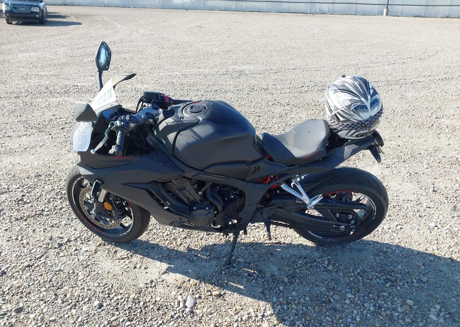 2023 HONDA CBR650 RA