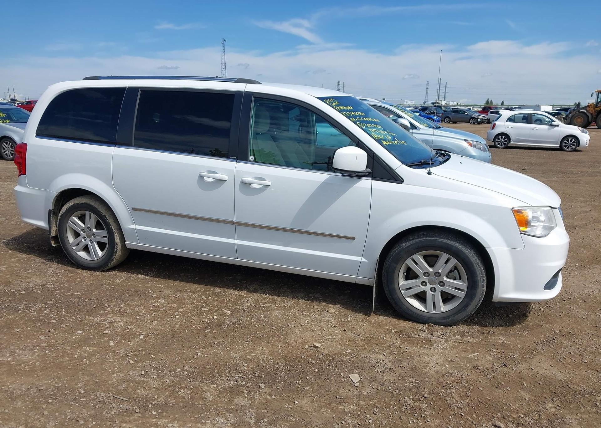 2014 DODGE GRAND CARAVAN CREW