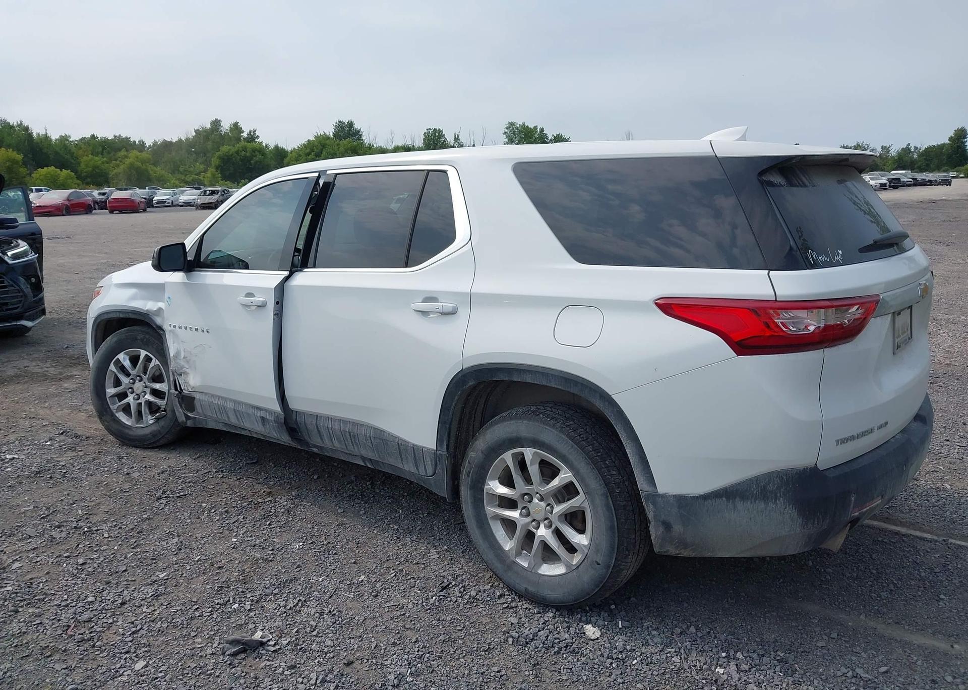 2021 CHEVROLET TRAVERSE LS