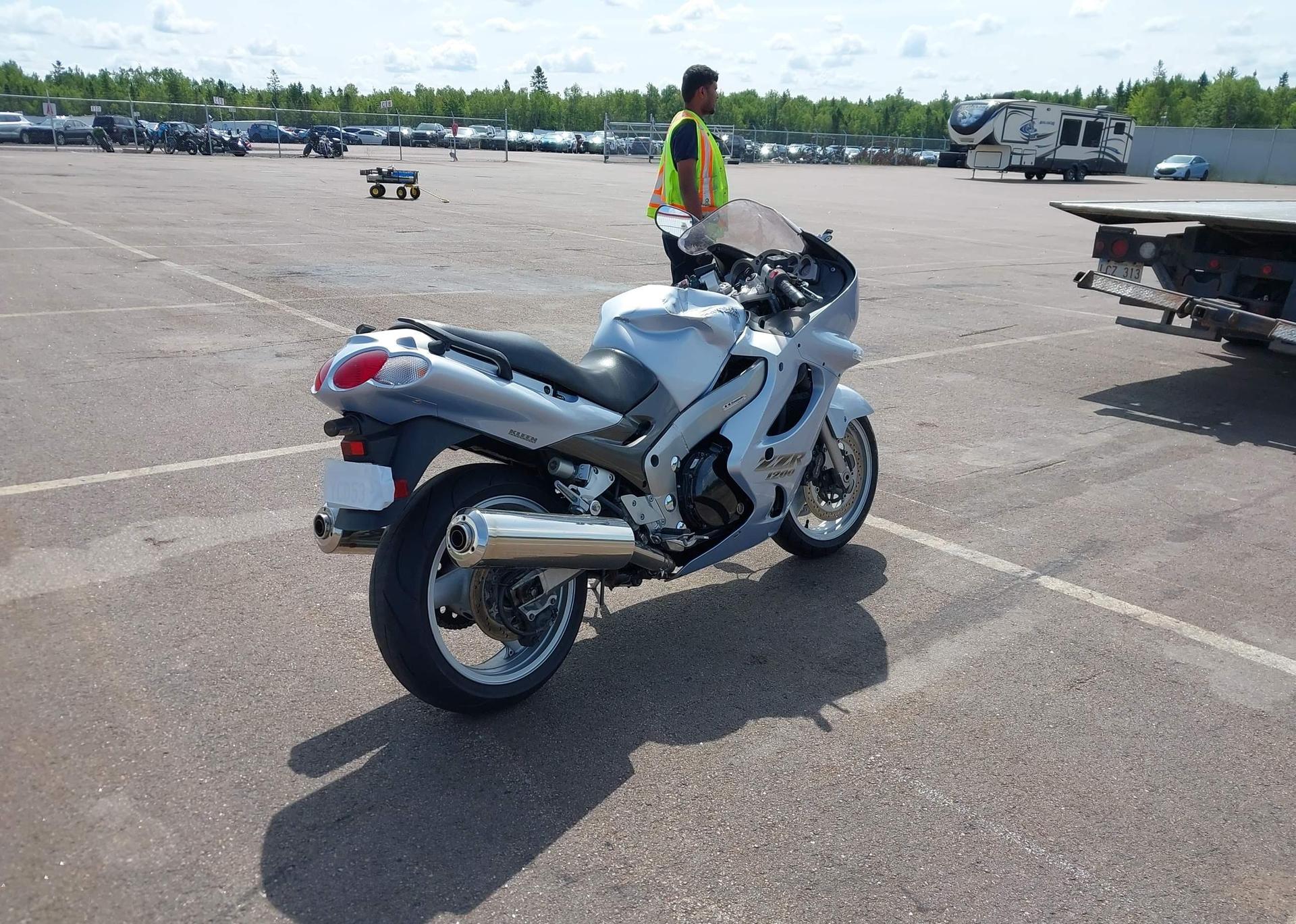 2003 KAWASAKI ZX1200 C