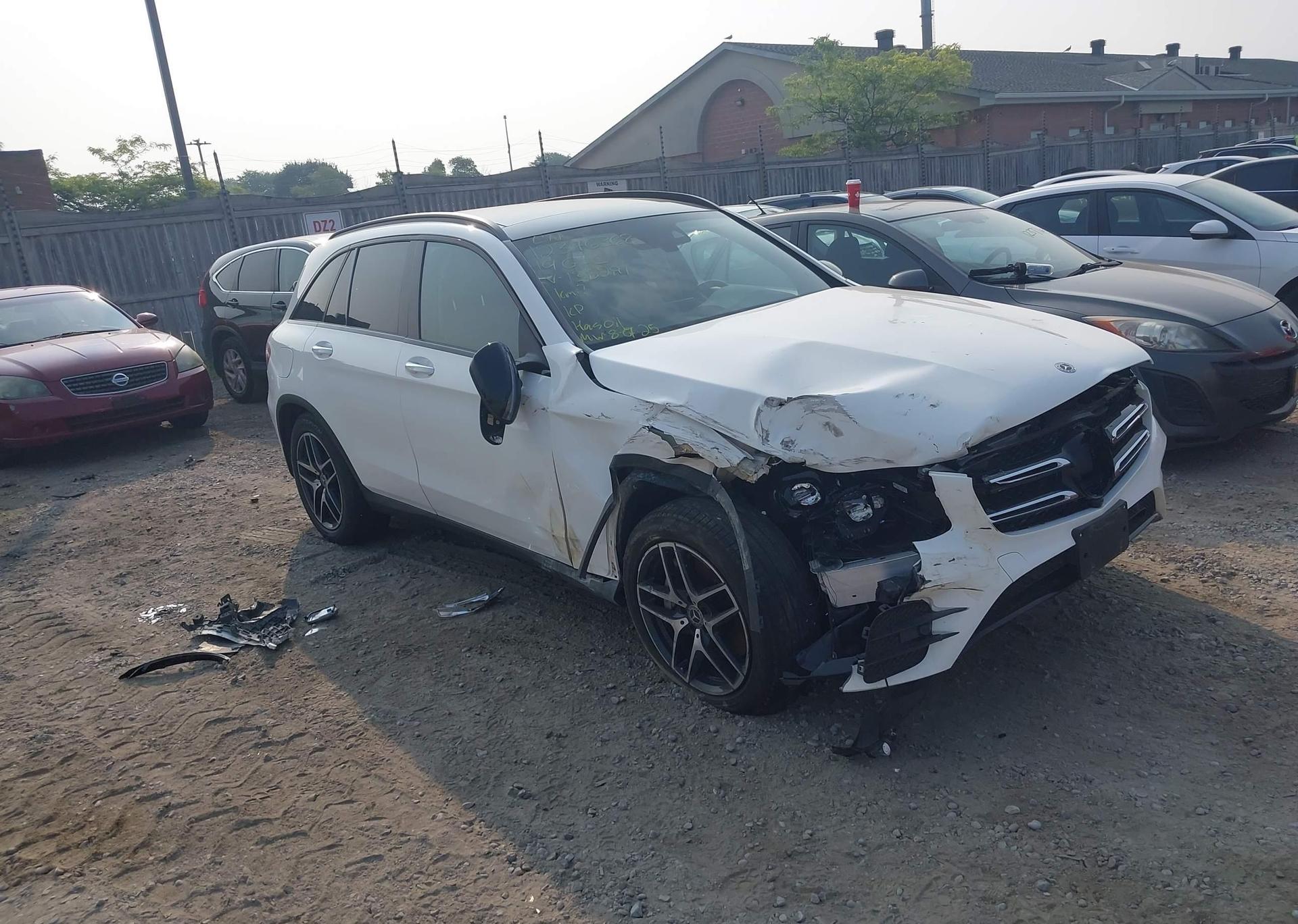 2019 MERCEDES-BENZ GLC 300 4MATIC
