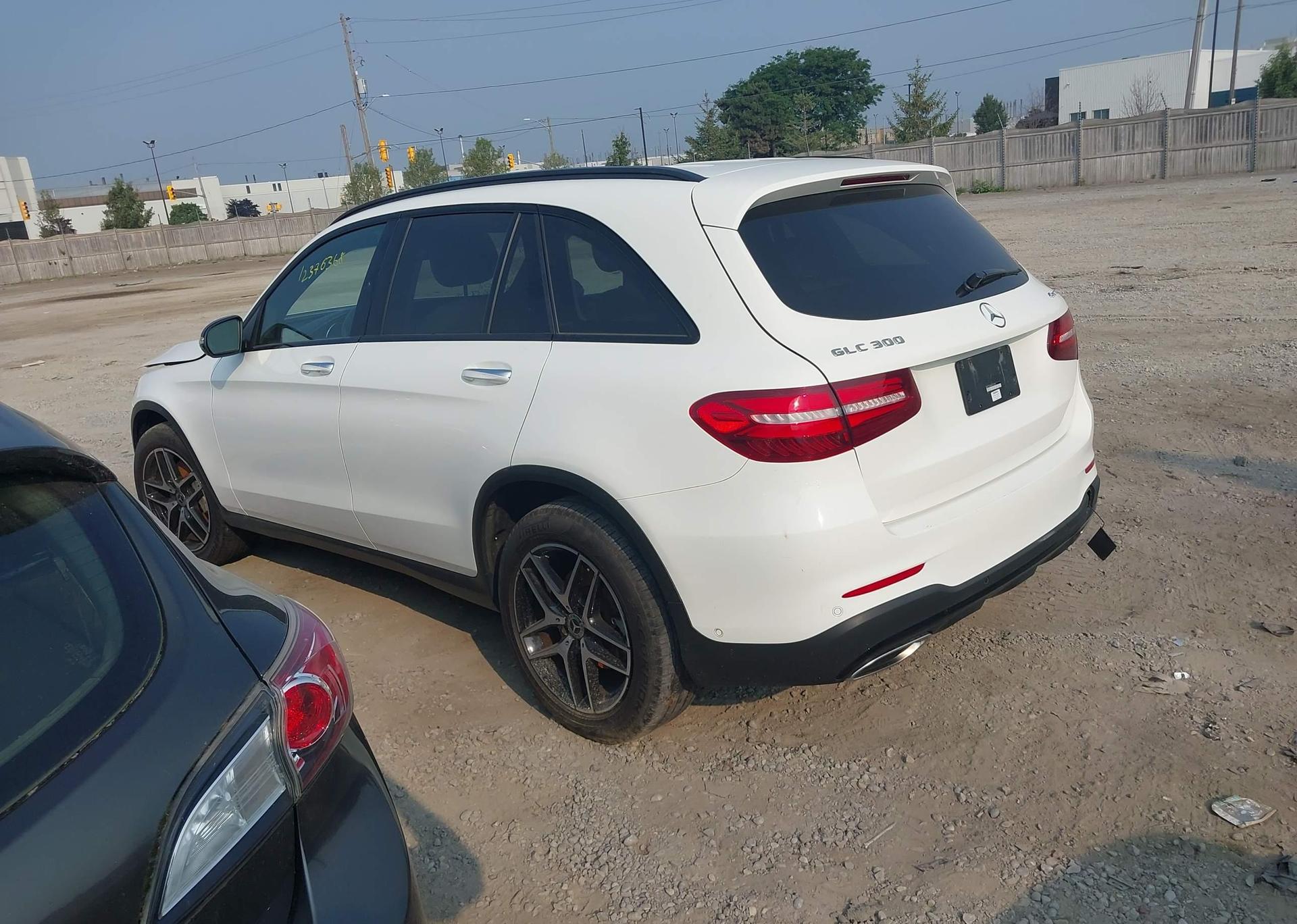 2019 MERCEDES-BENZ GLC 300 4MATIC