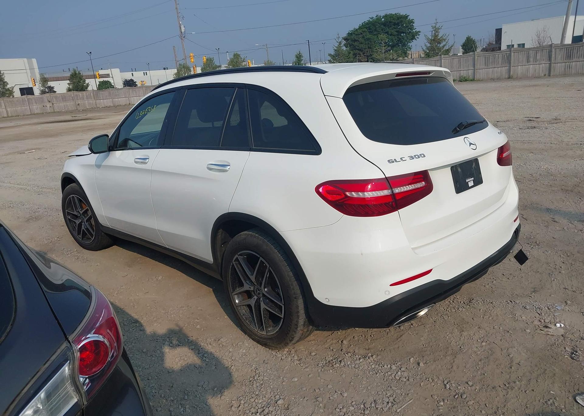 2019 MERCEDES-BENZ GLC 300 4MATIC