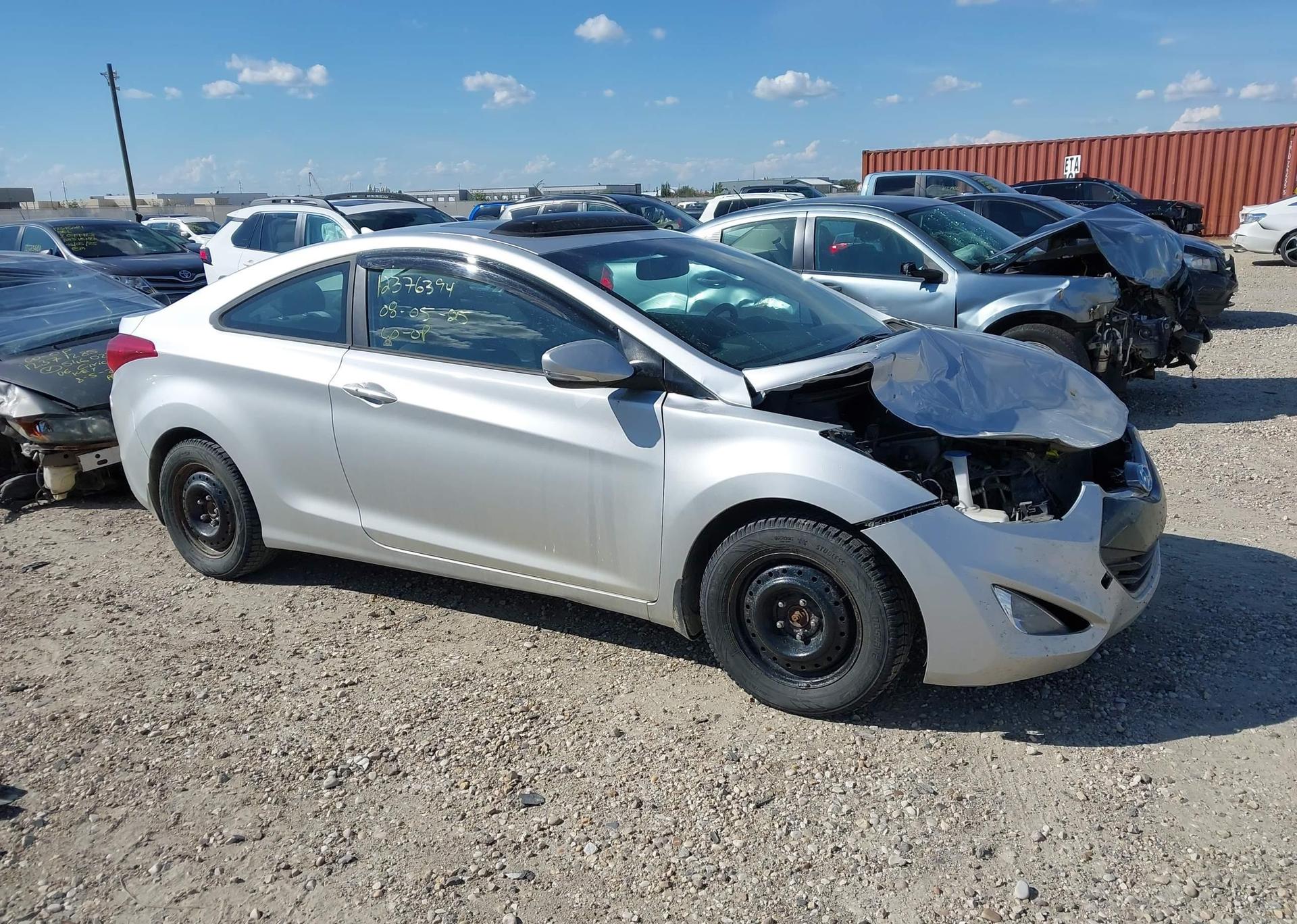 2013 HYUNDAI elantra se