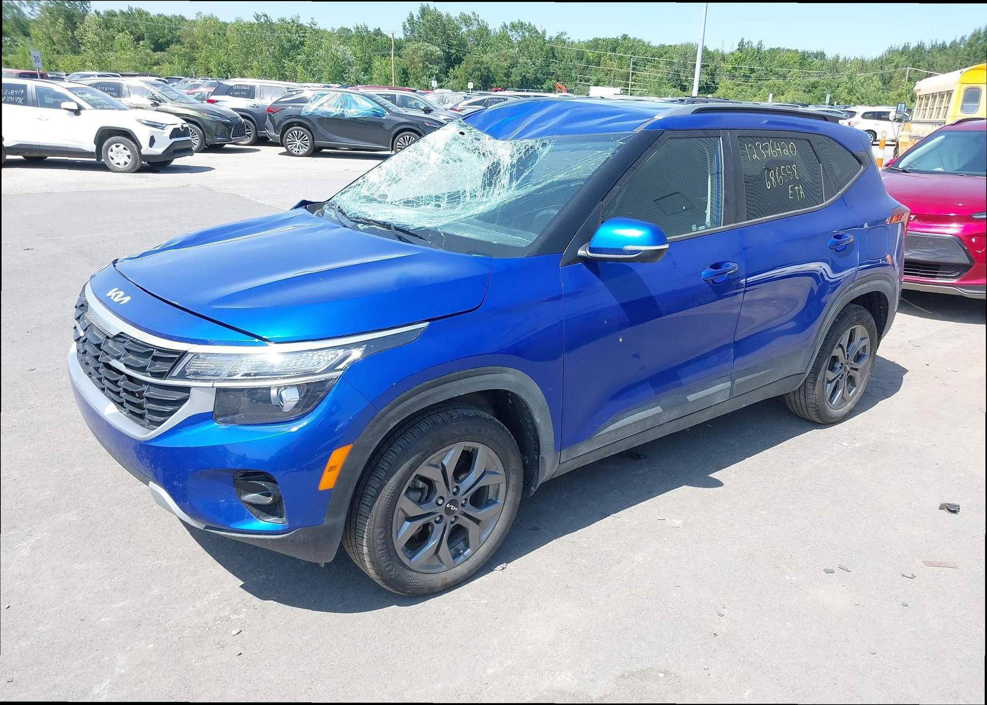 2025 KIA SELTOS LX