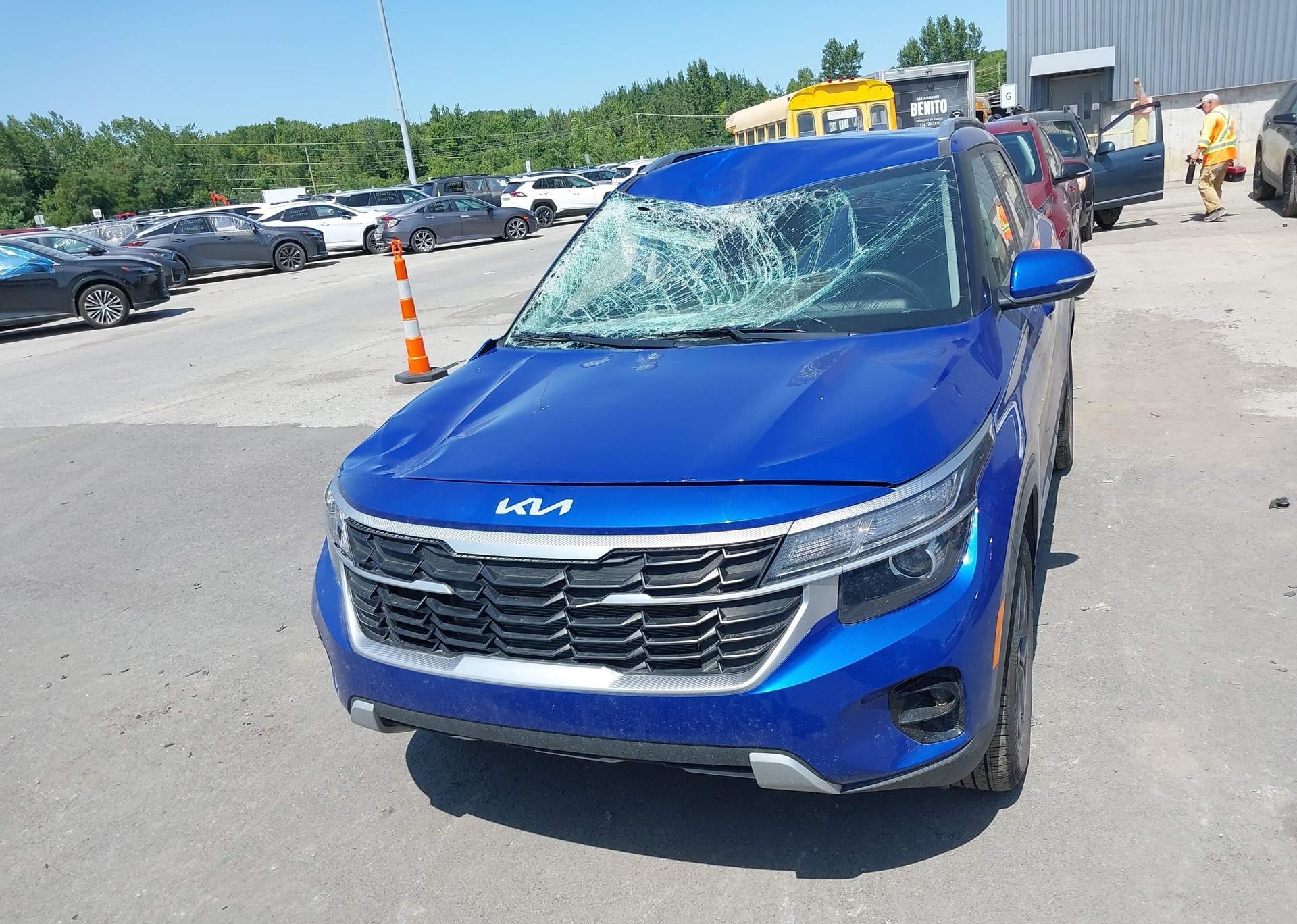 2025 KIA SELTOS LX