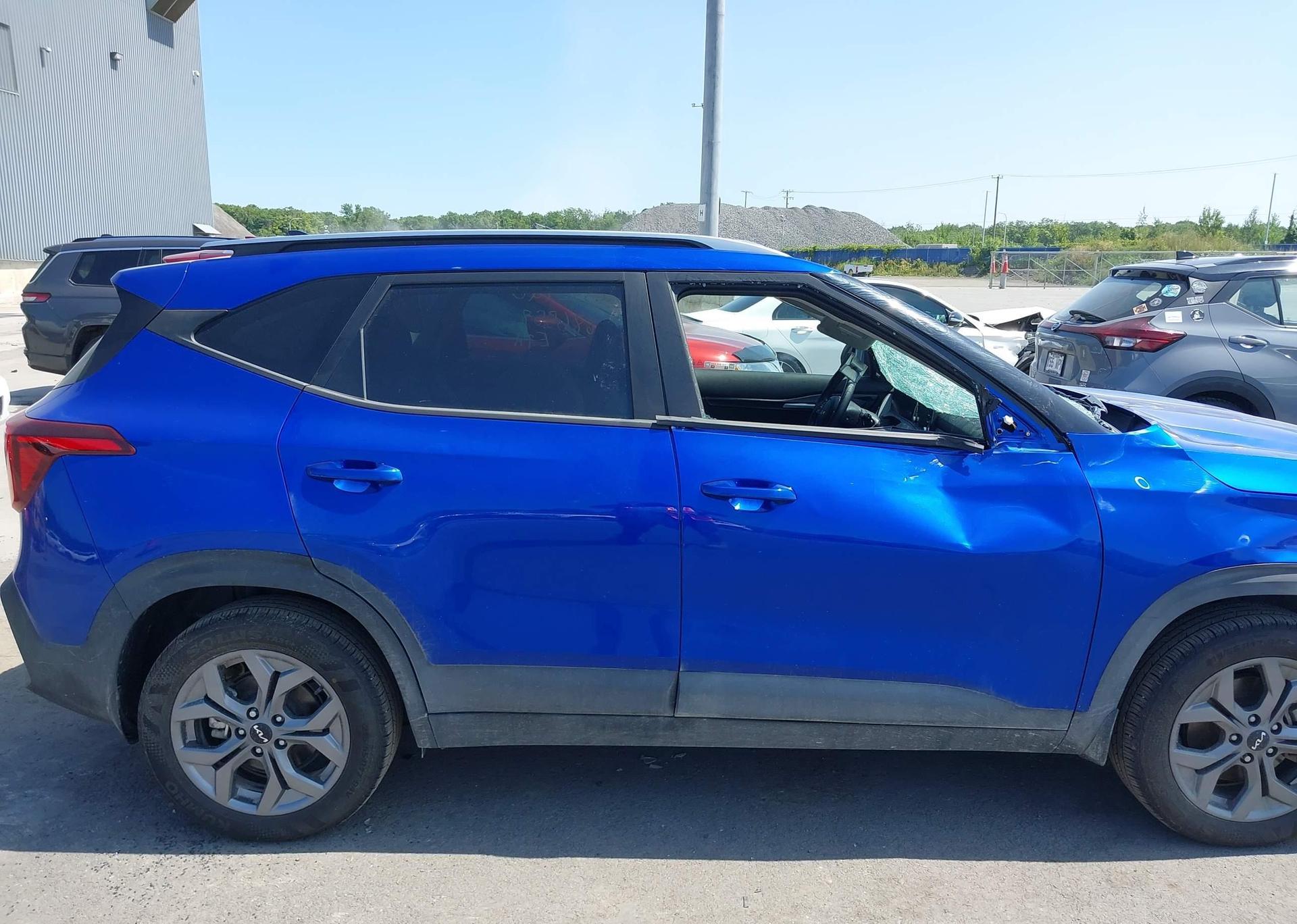 2025 KIA SELTOS LX