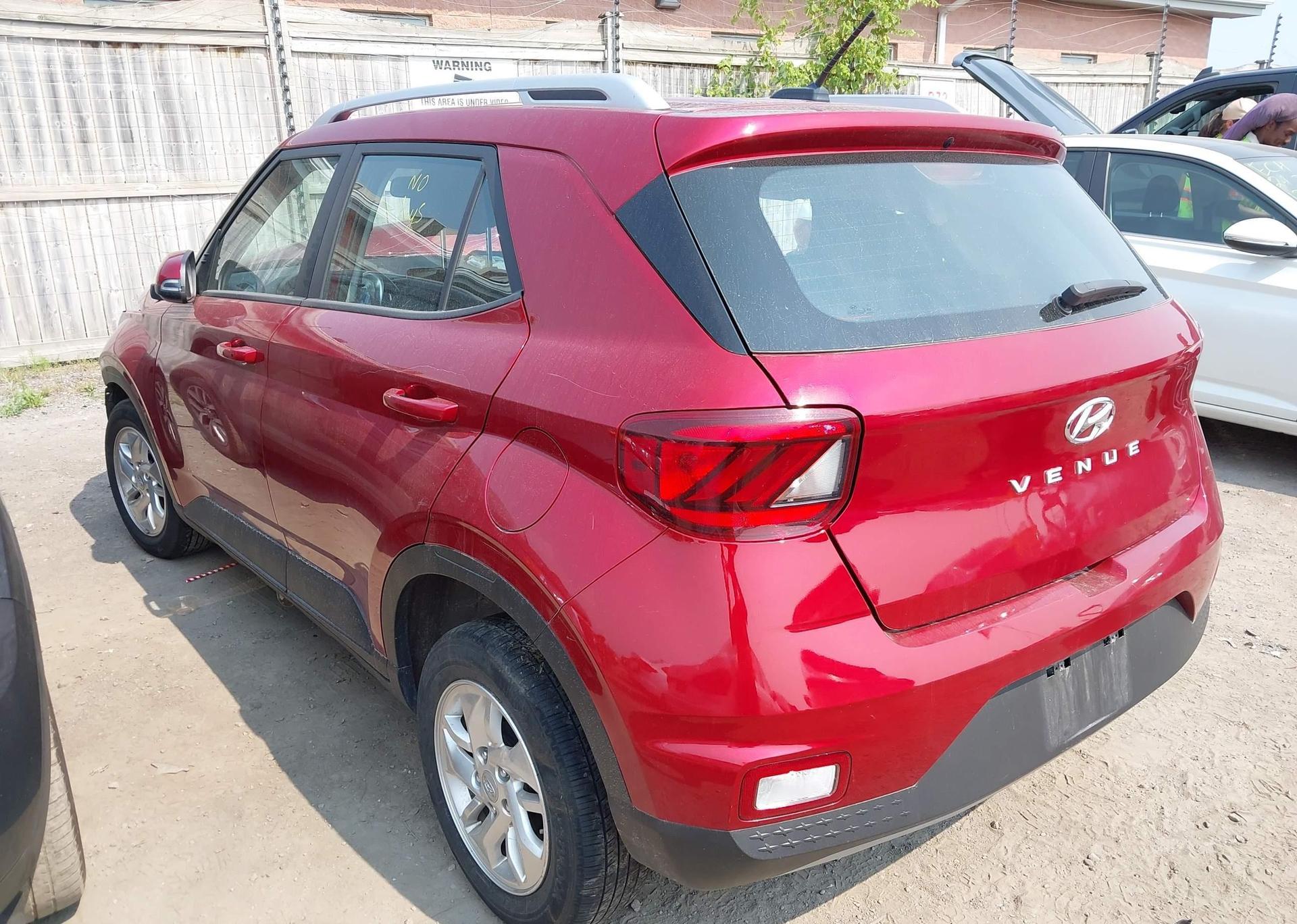 2024 HYUNDAI VENUE SEL