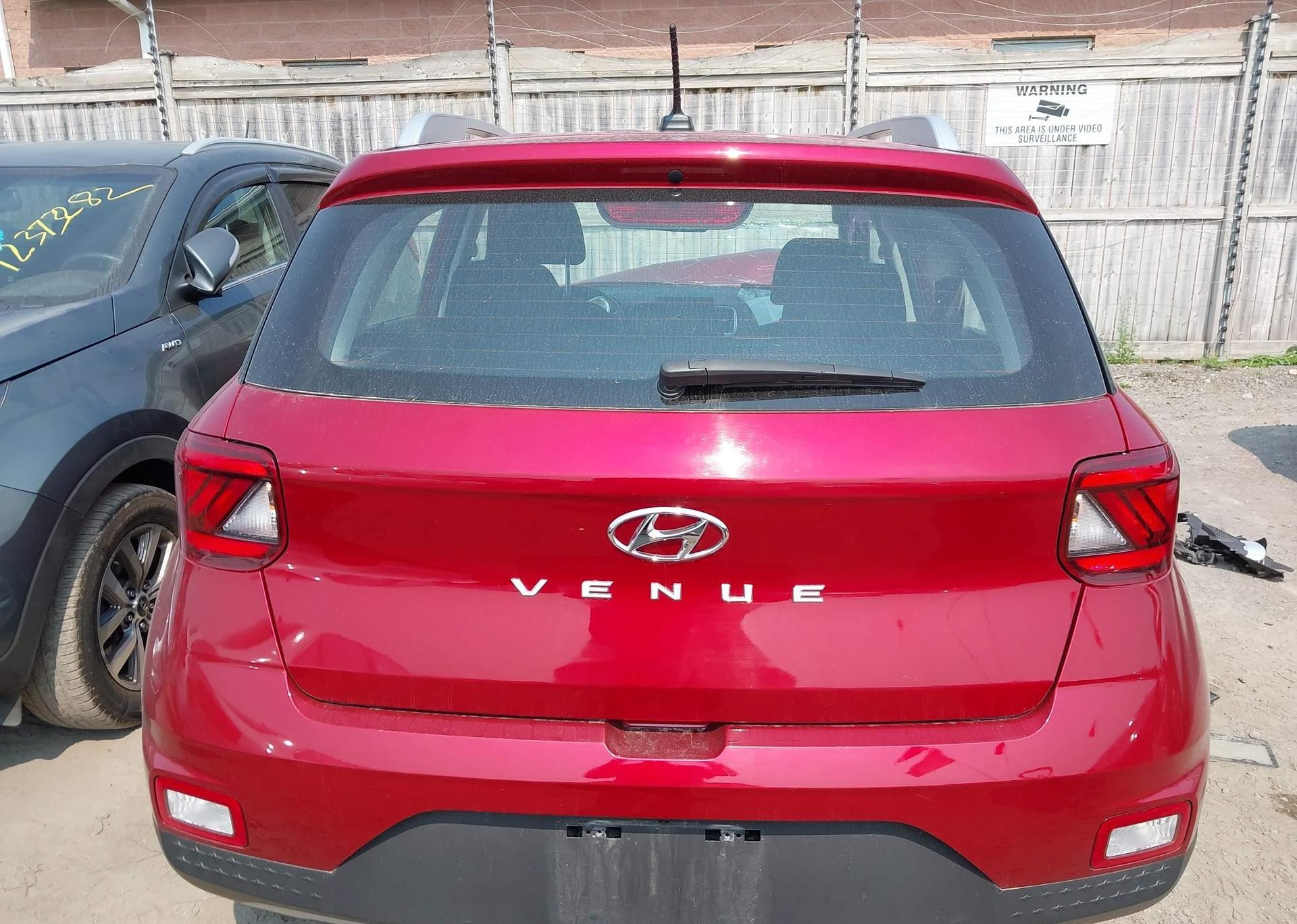 2024 HYUNDAI VENUE SEL