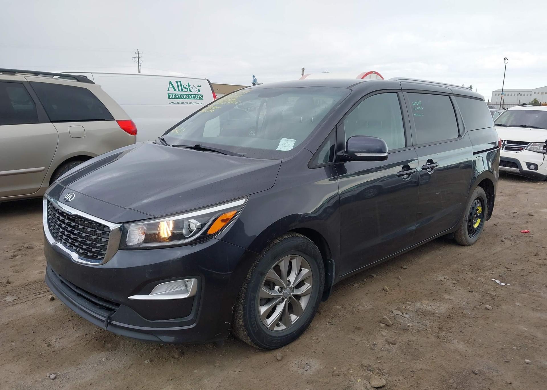 2019 KIA SEDONA LX