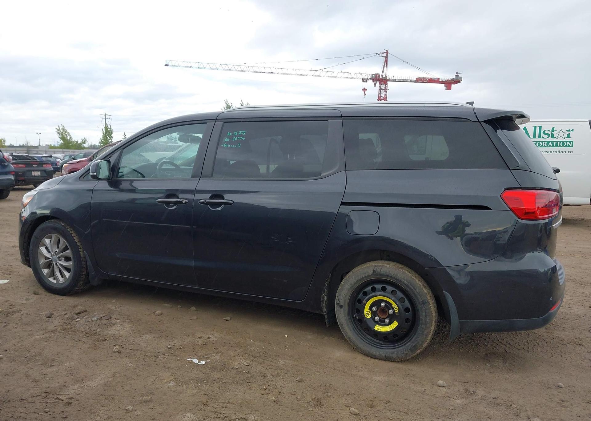 2019 KIA SEDONA LX