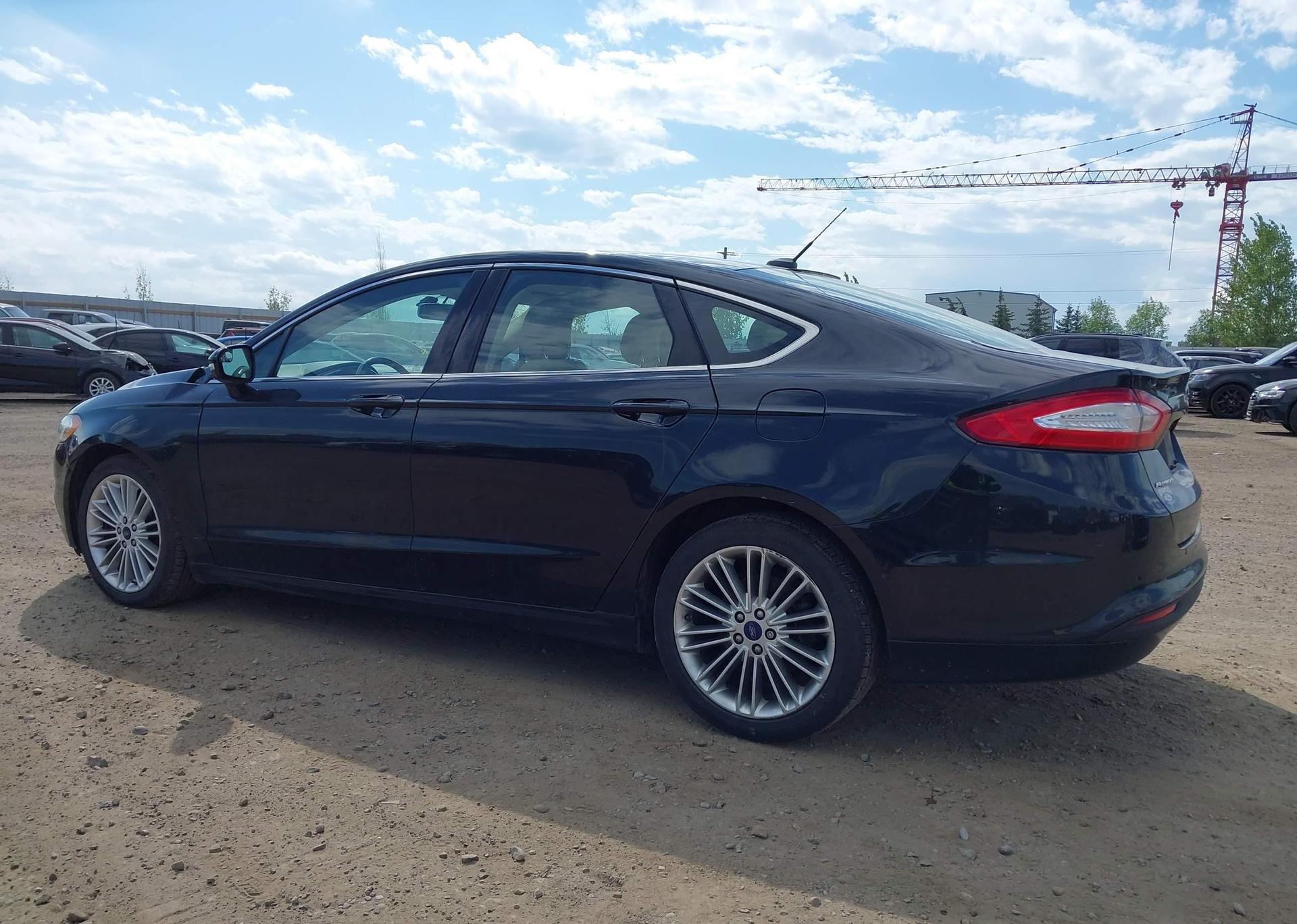 2015 FORD FUSION SE