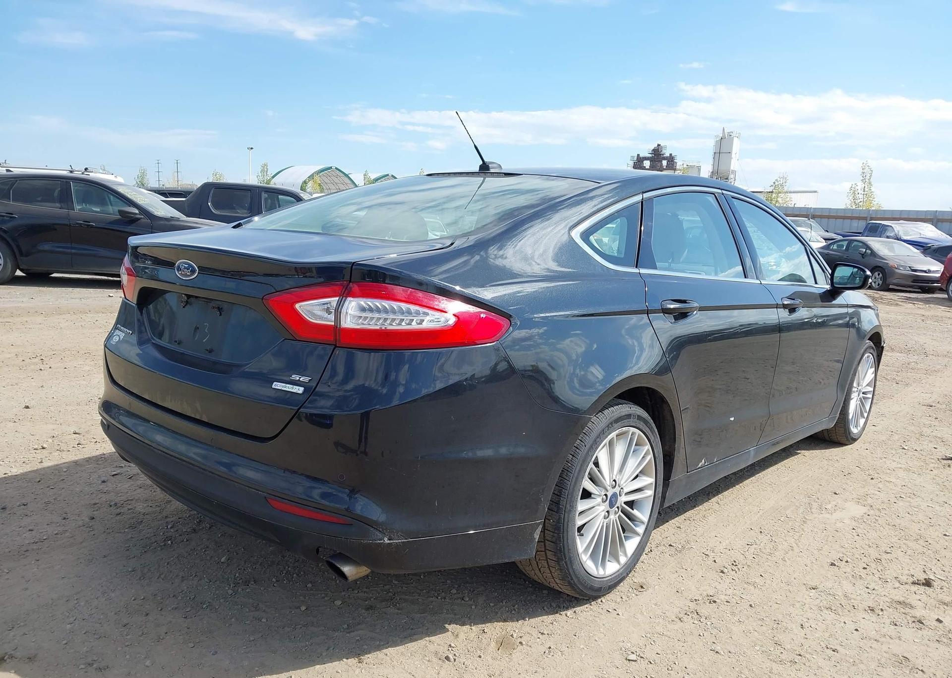 2015 FORD FUSION SE