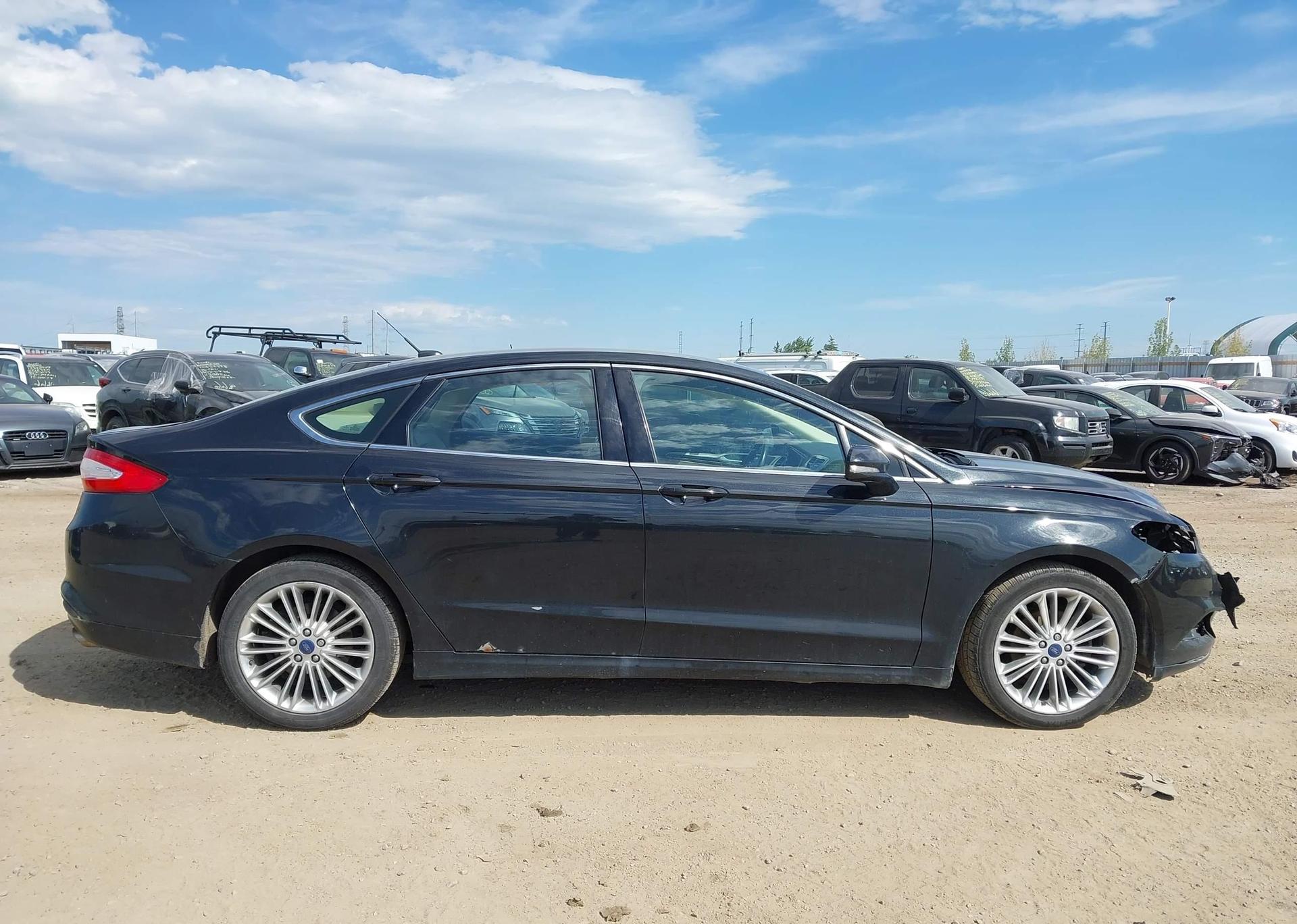 2015 FORD FUSION SE