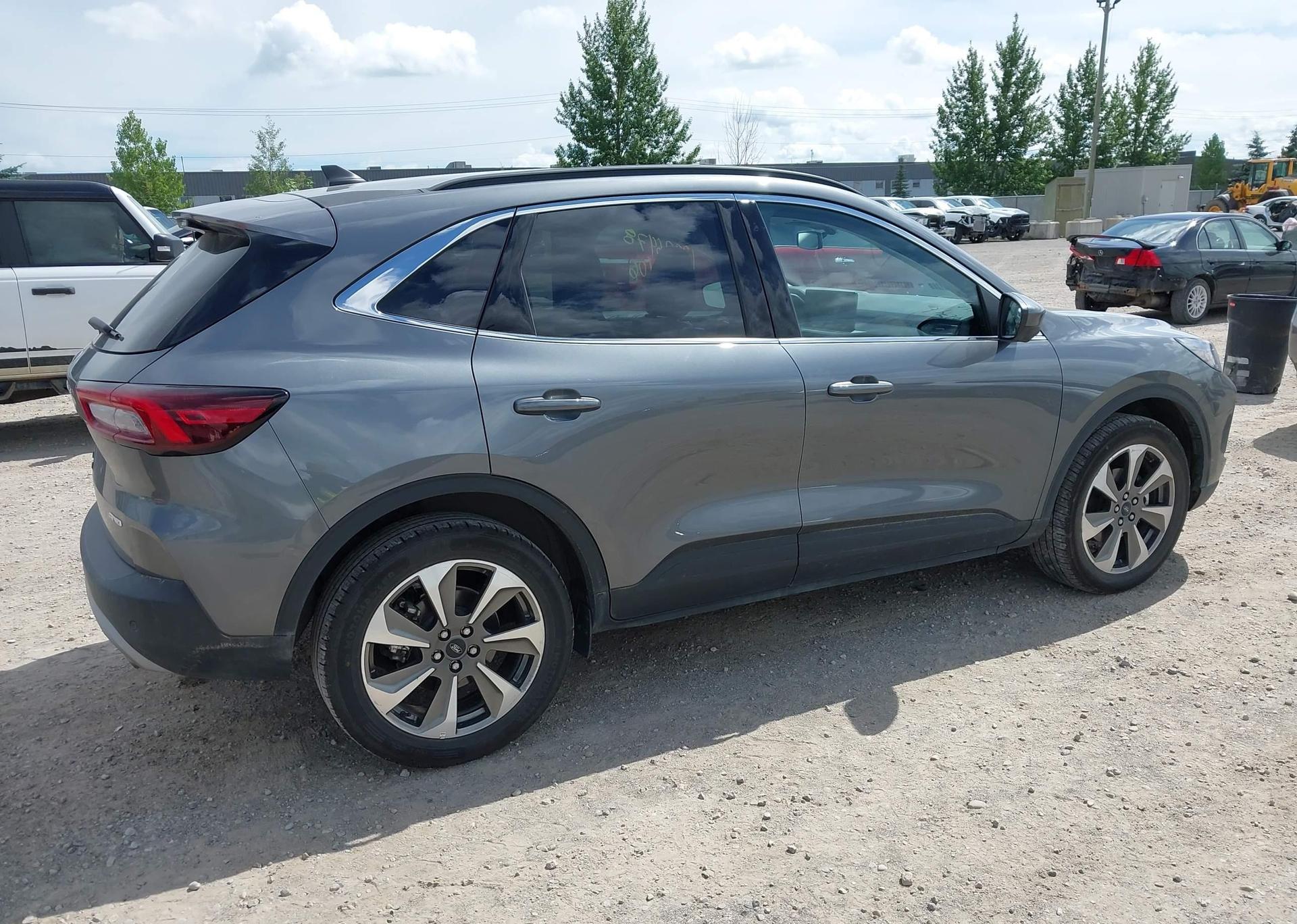 2024 FORD ESCAPE PLATINUM