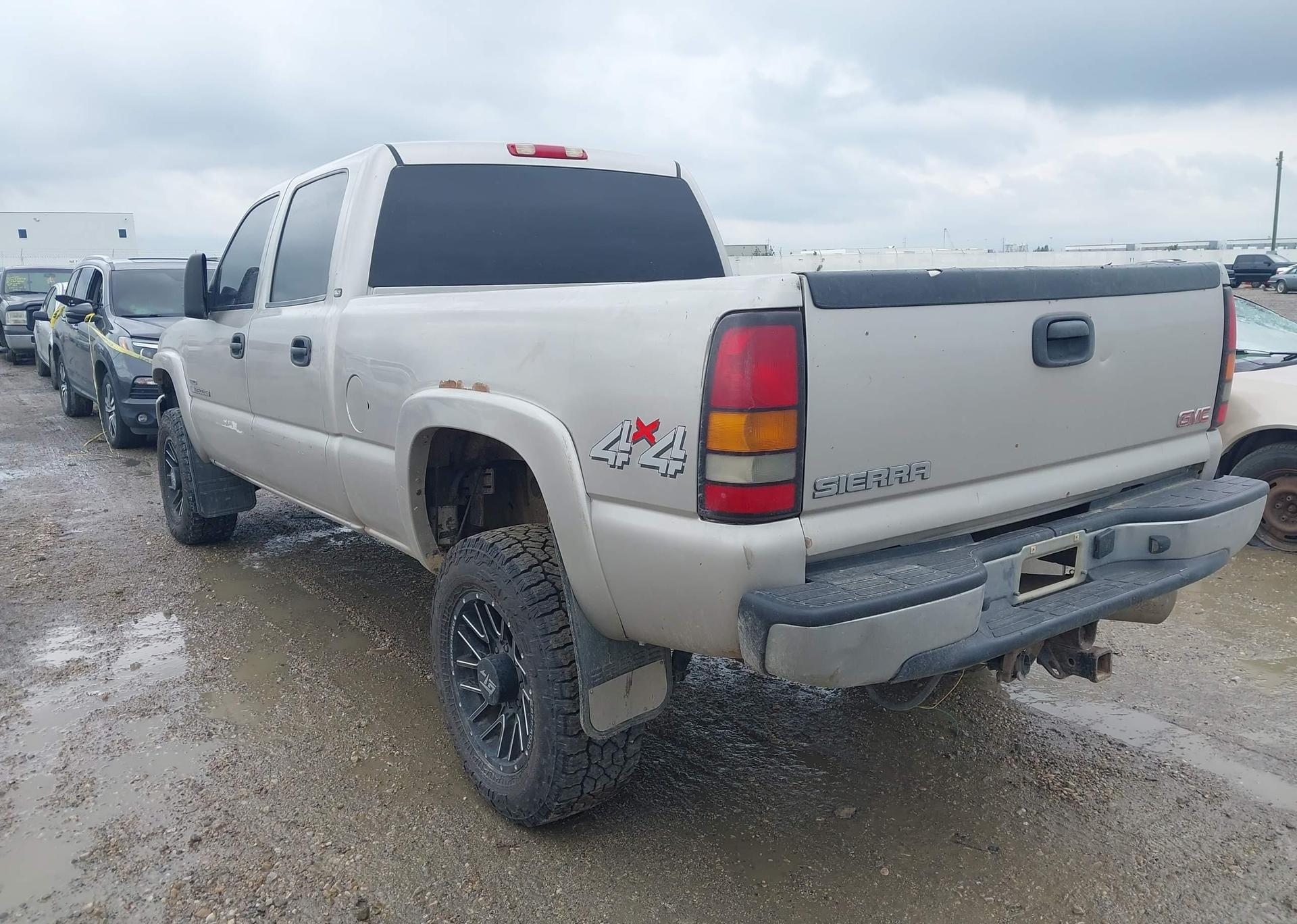 2007 GMC SIERRA 2500HD SL