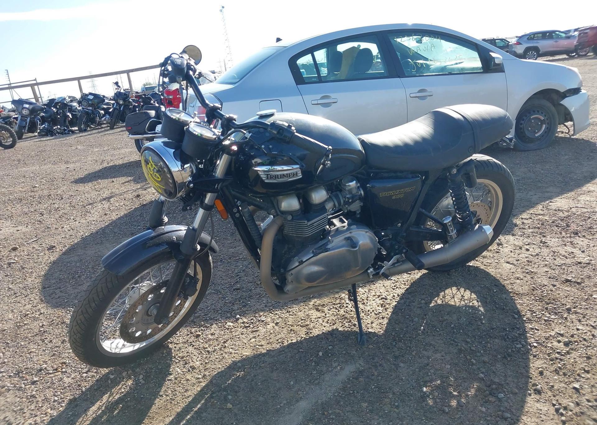 2013 TRIUMPH MOTORCYCLE THRUXTON