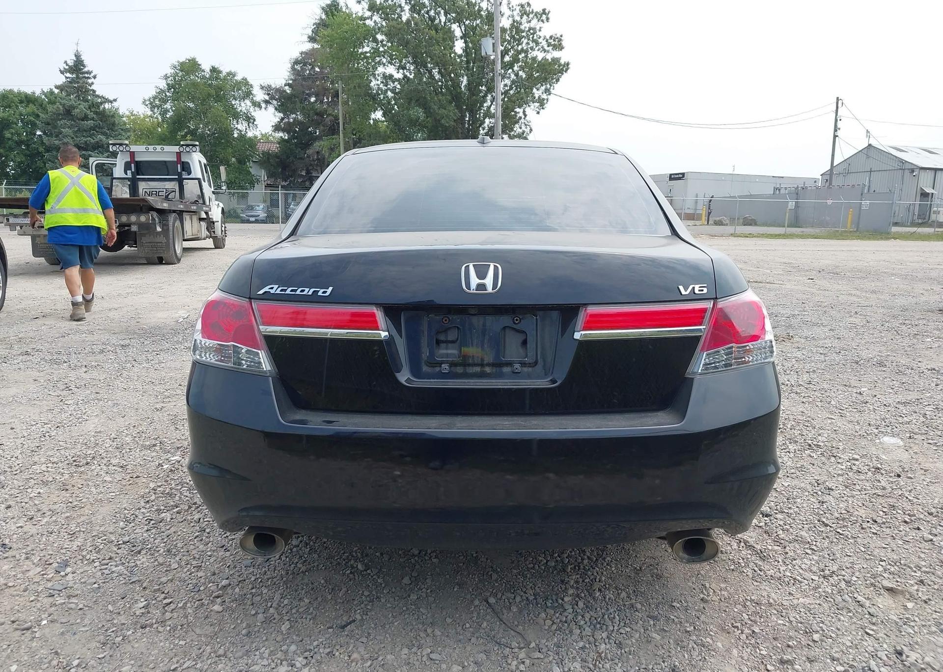 2011 HONDA ACCORD EXL