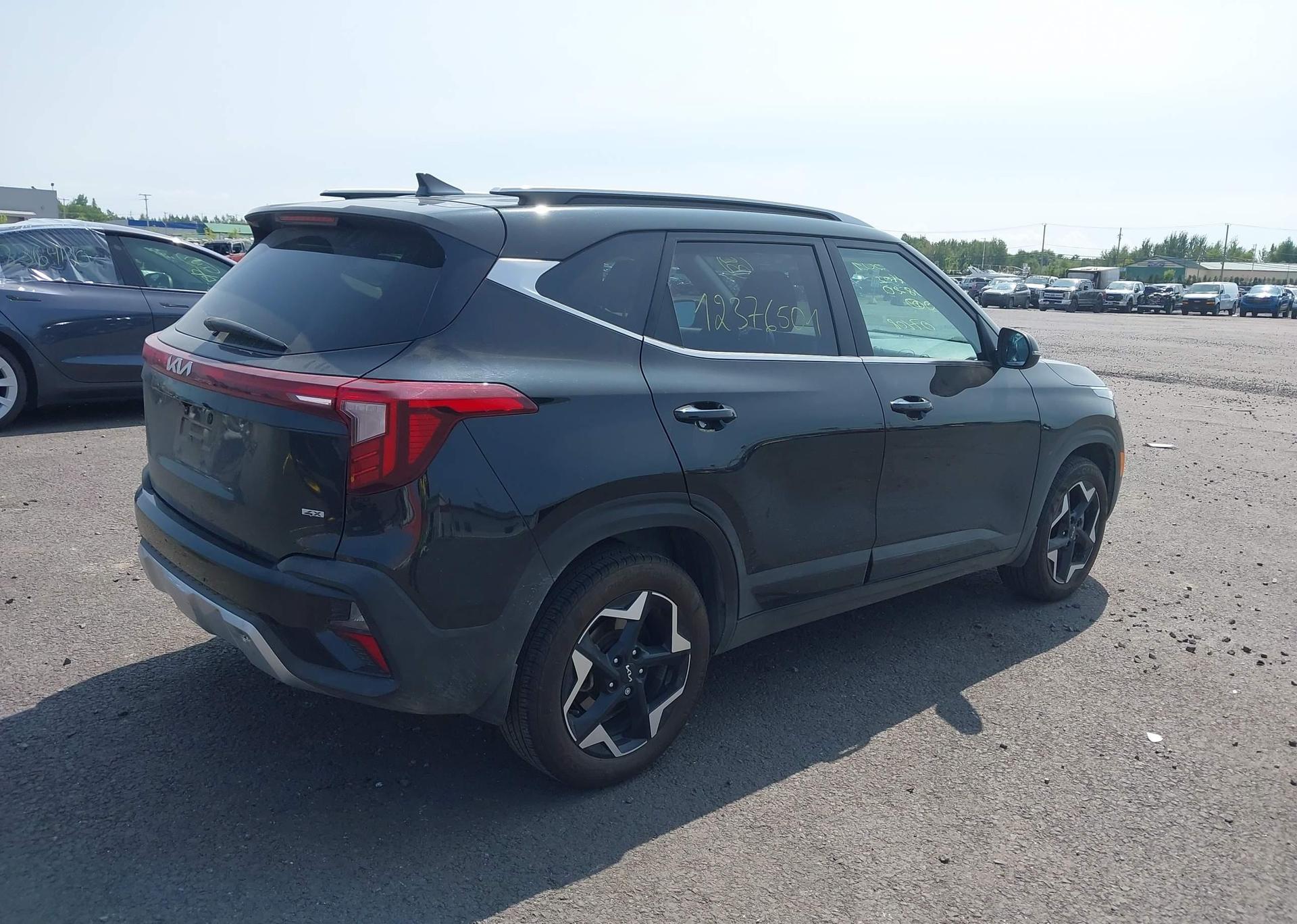 2025 KIA SELTOS EX PREMIUM