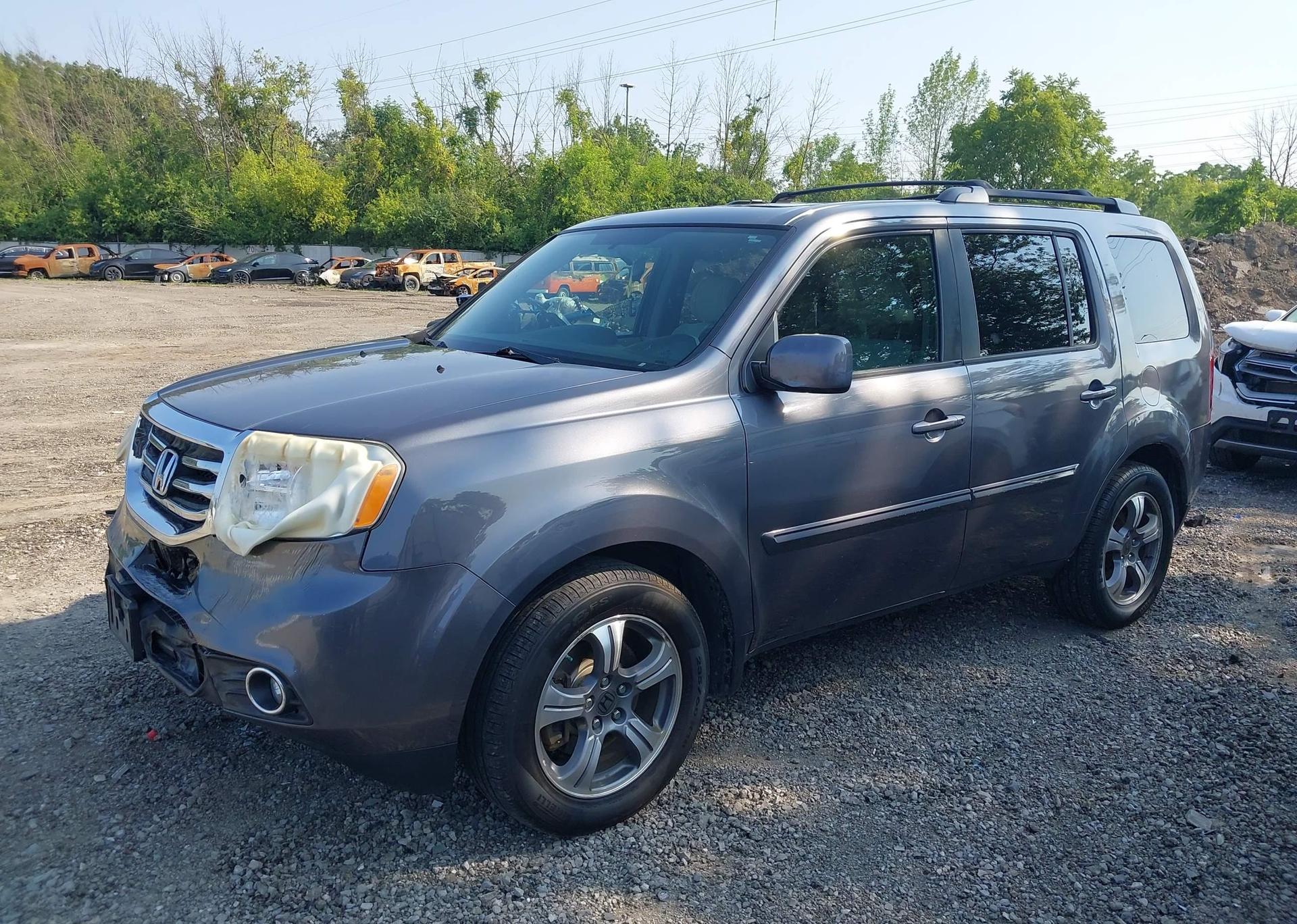 2015 HONDA PILOT SE