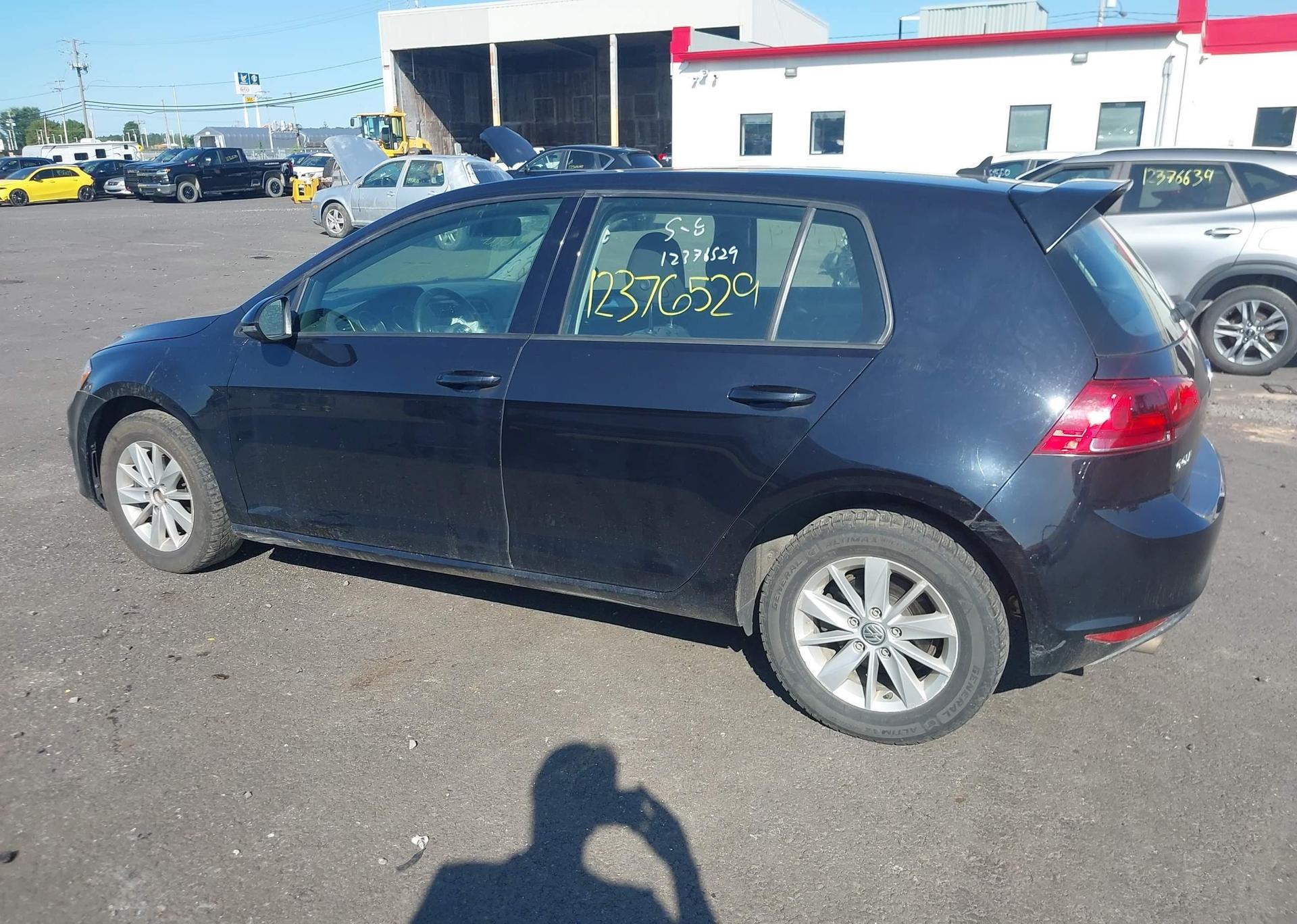 2016 VOLKSWAGEN GOLF S