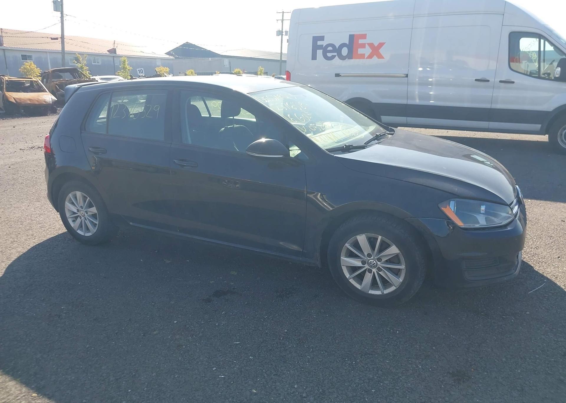 2016 VOLKSWAGEN GOLF S