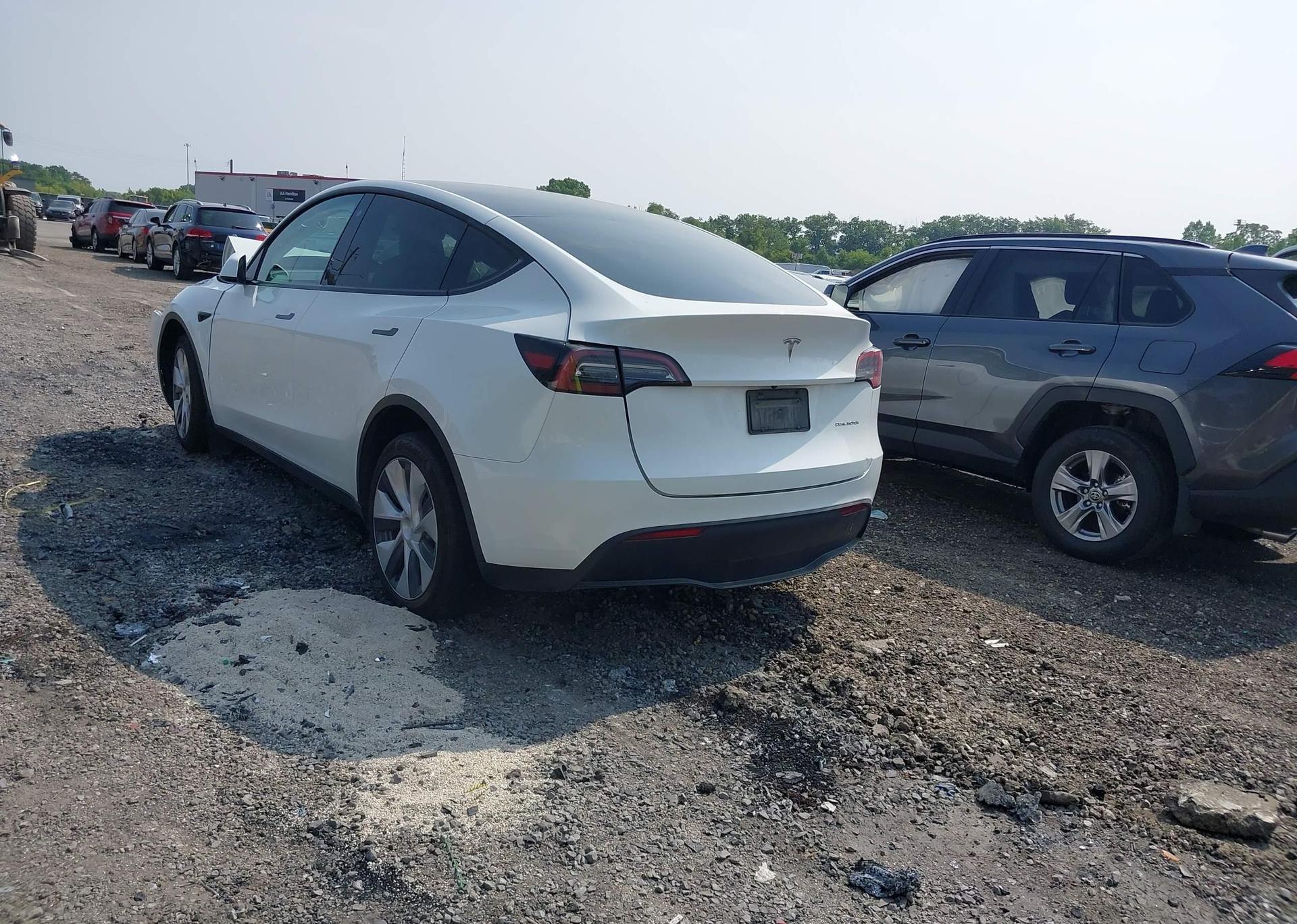 2023 TESLA MODEL Y LONG RANGE