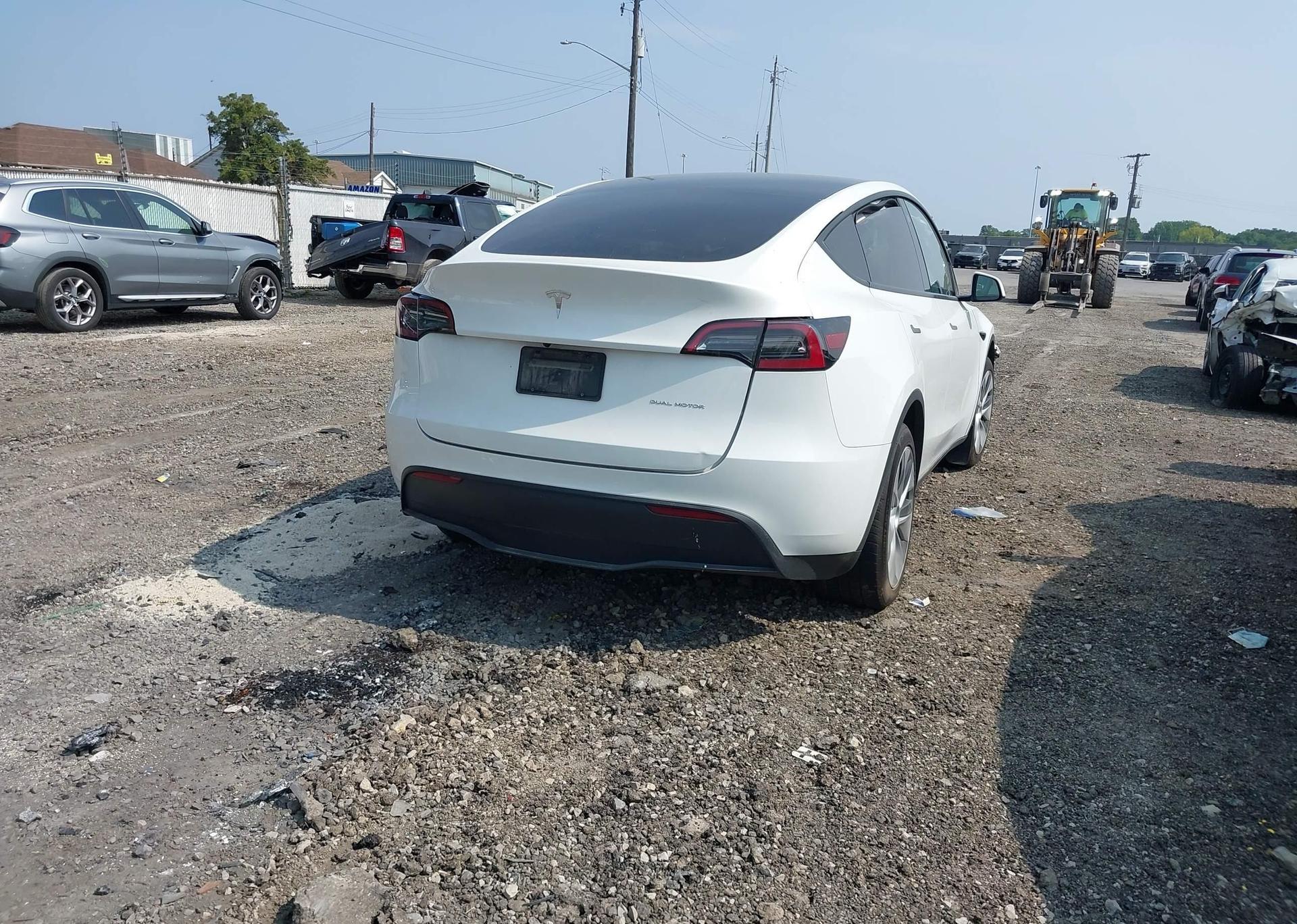 2023 TESLA MODEL Y LONG RANGE
