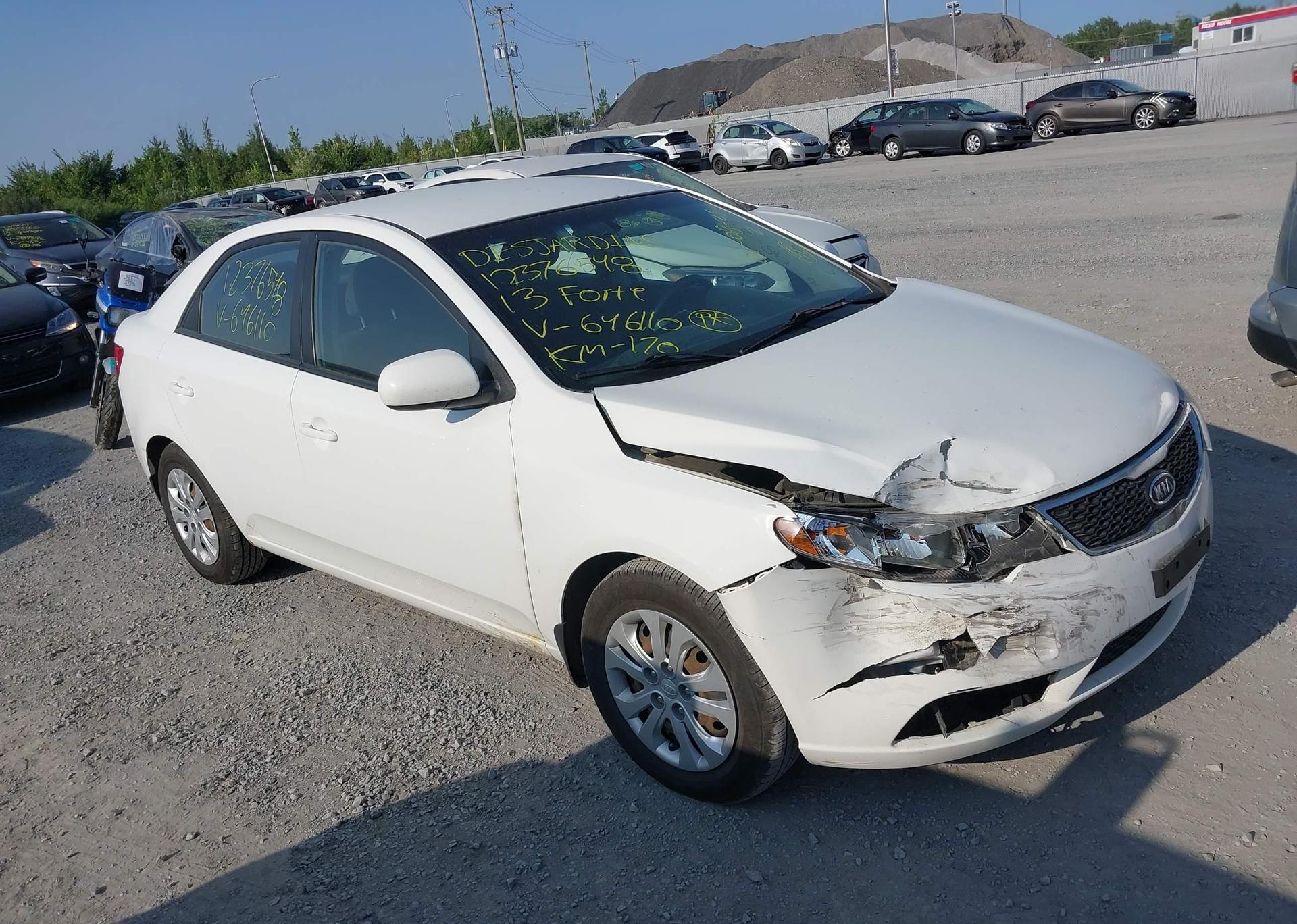 2013 KIA FORTE LX