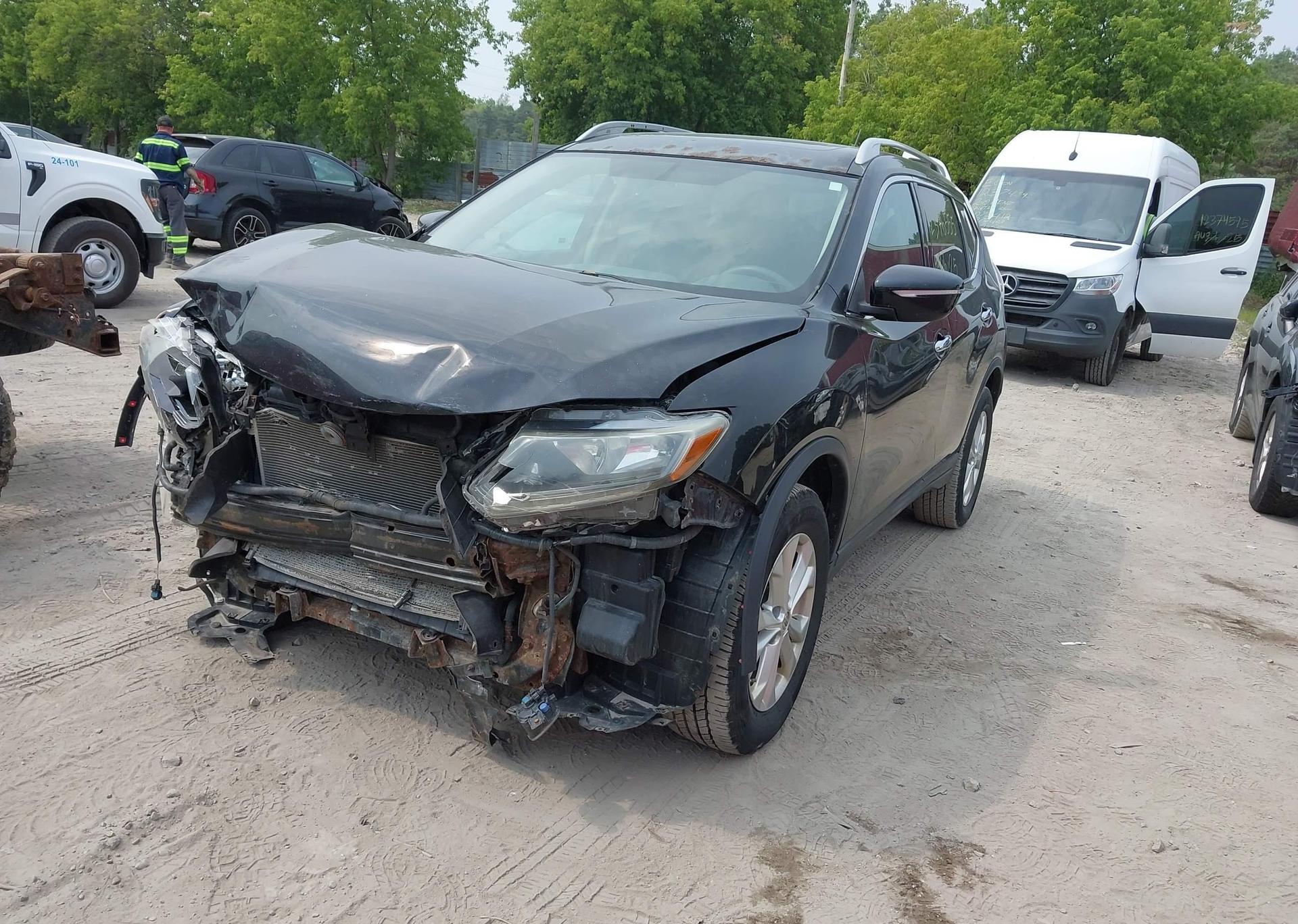 2015 NISSAN ROGUE S