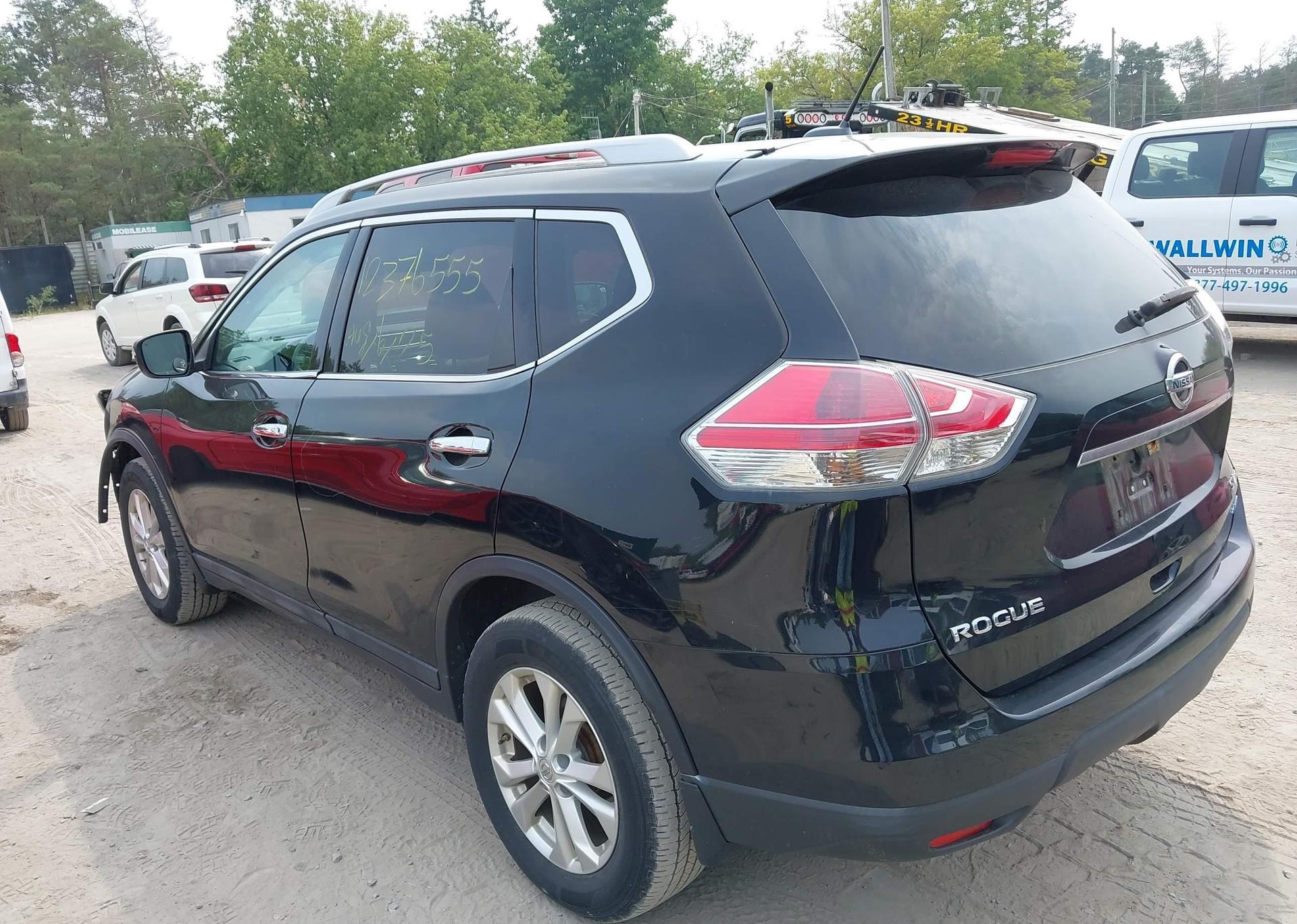 2015 NISSAN ROGUE S