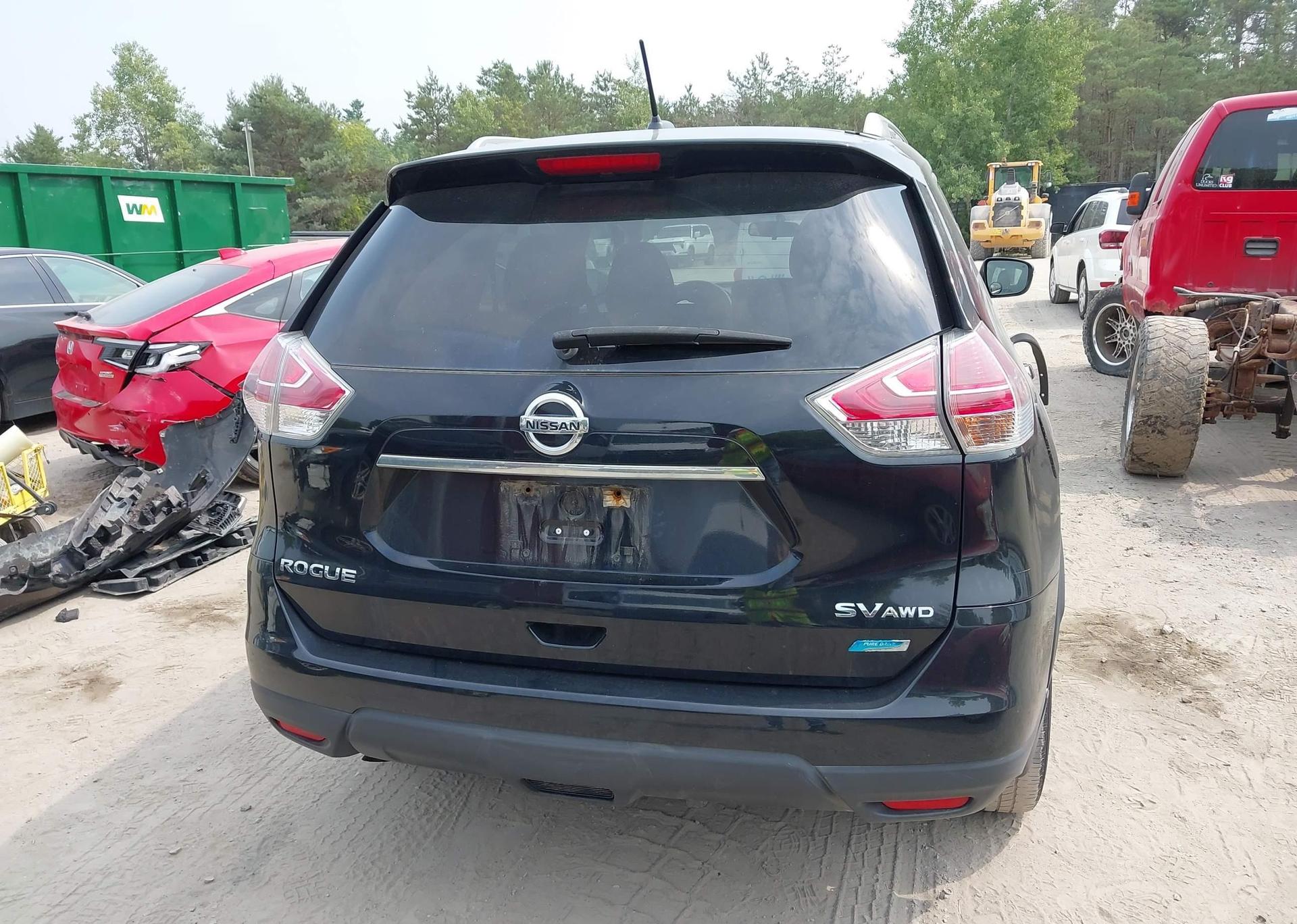 2015 NISSAN ROGUE S