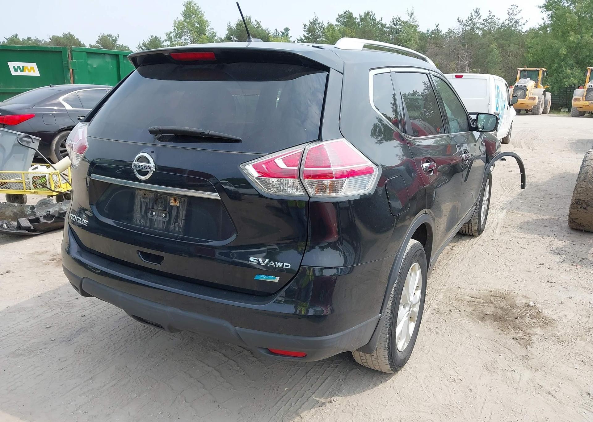2015 NISSAN ROGUE S