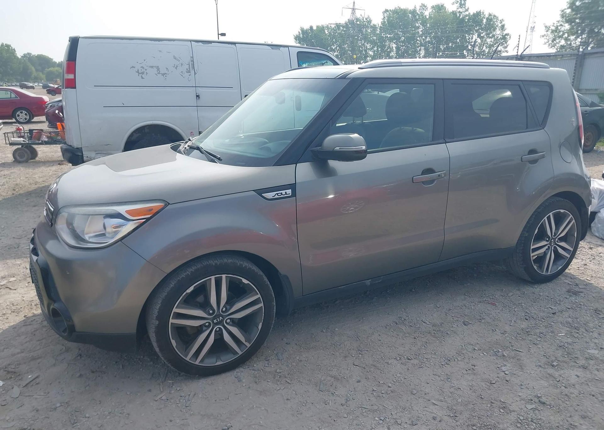 2015 KIA SOUL !
