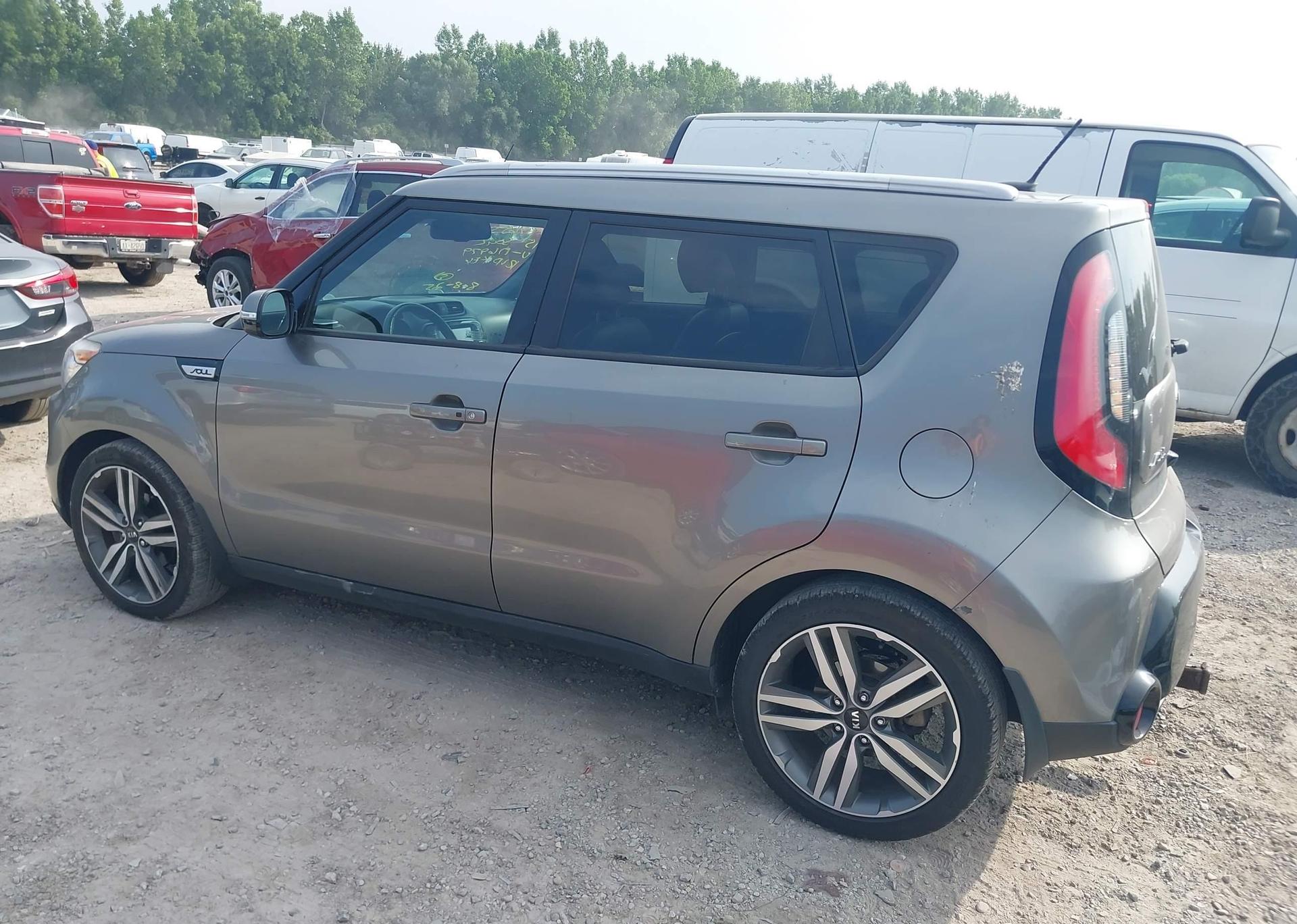2015 KIA SOUL !