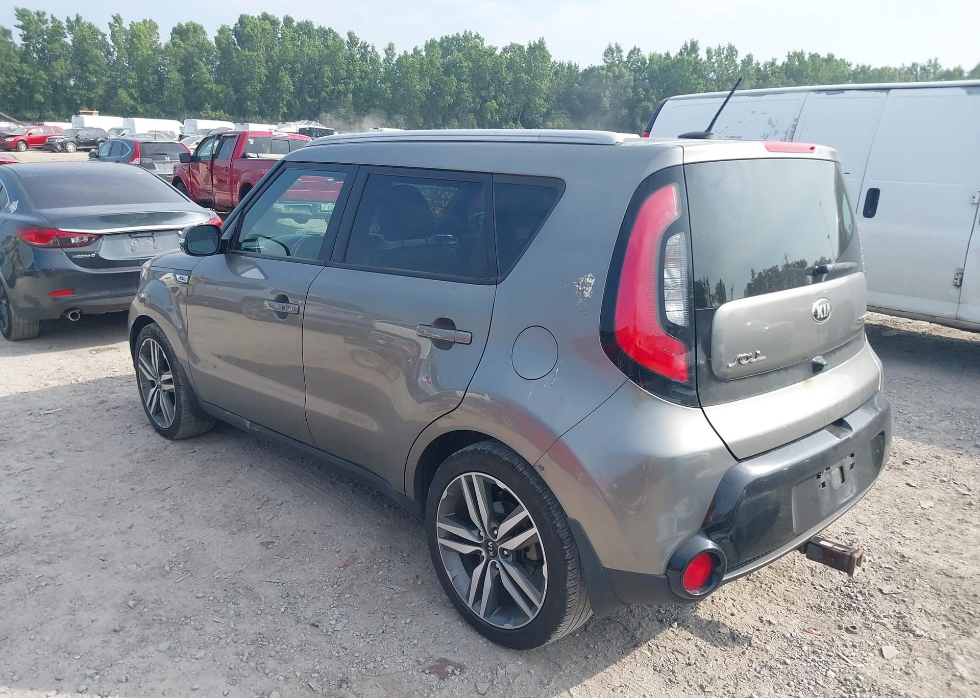 2015 KIA SOUL !