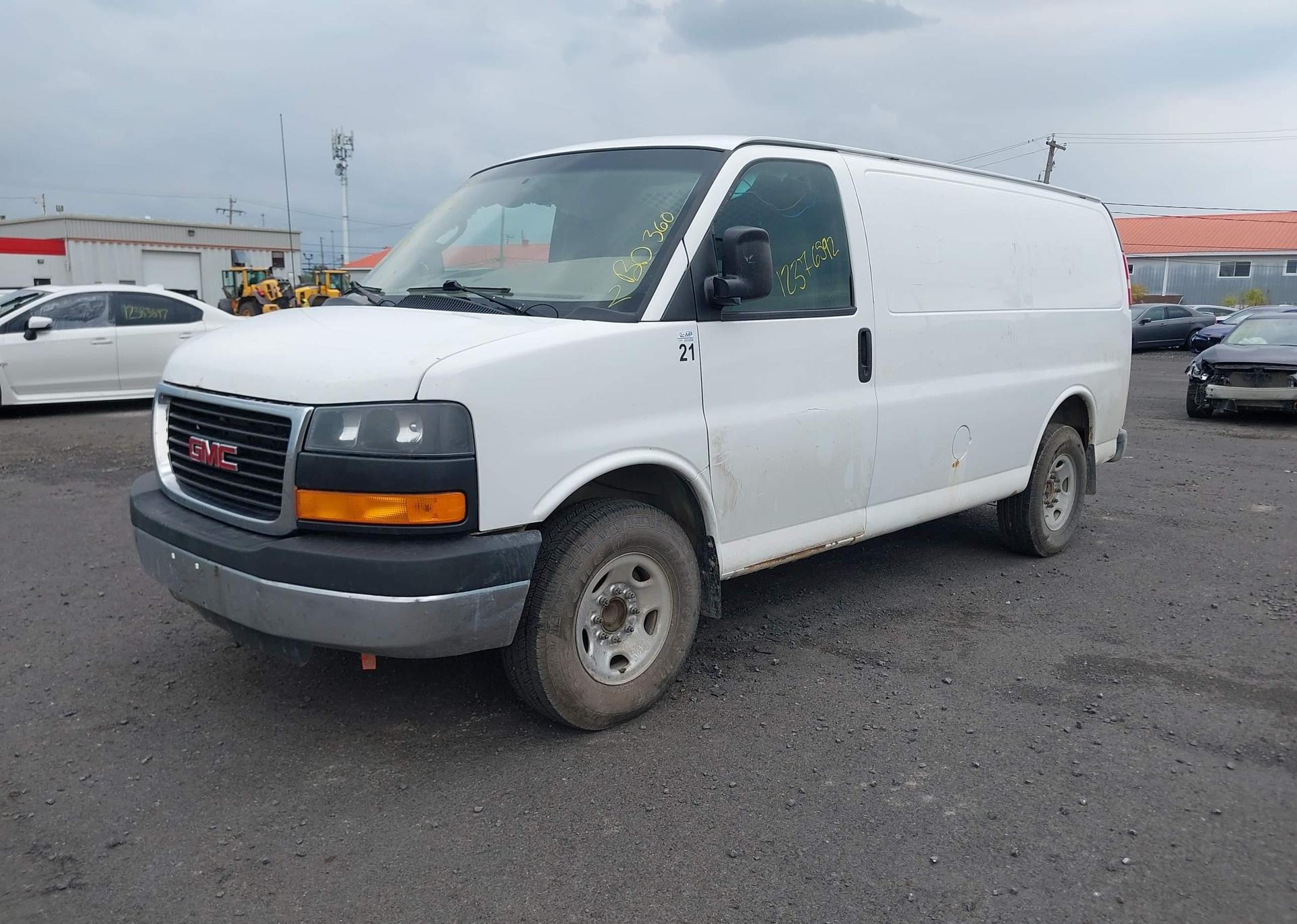 2016 GMC SAVANA G2500