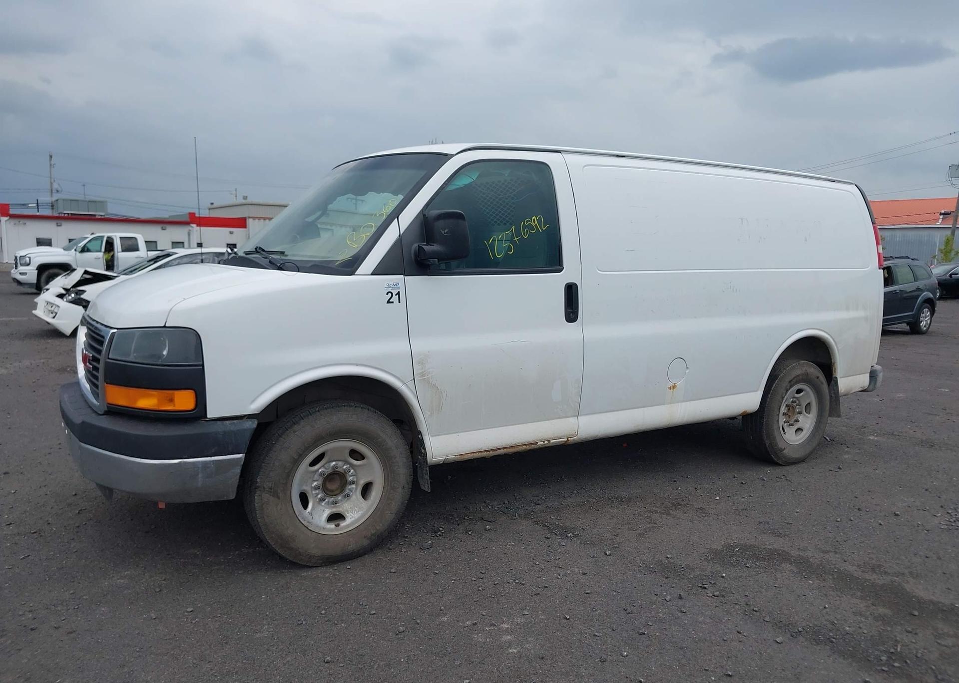 2016 GMC SAVANA G2500