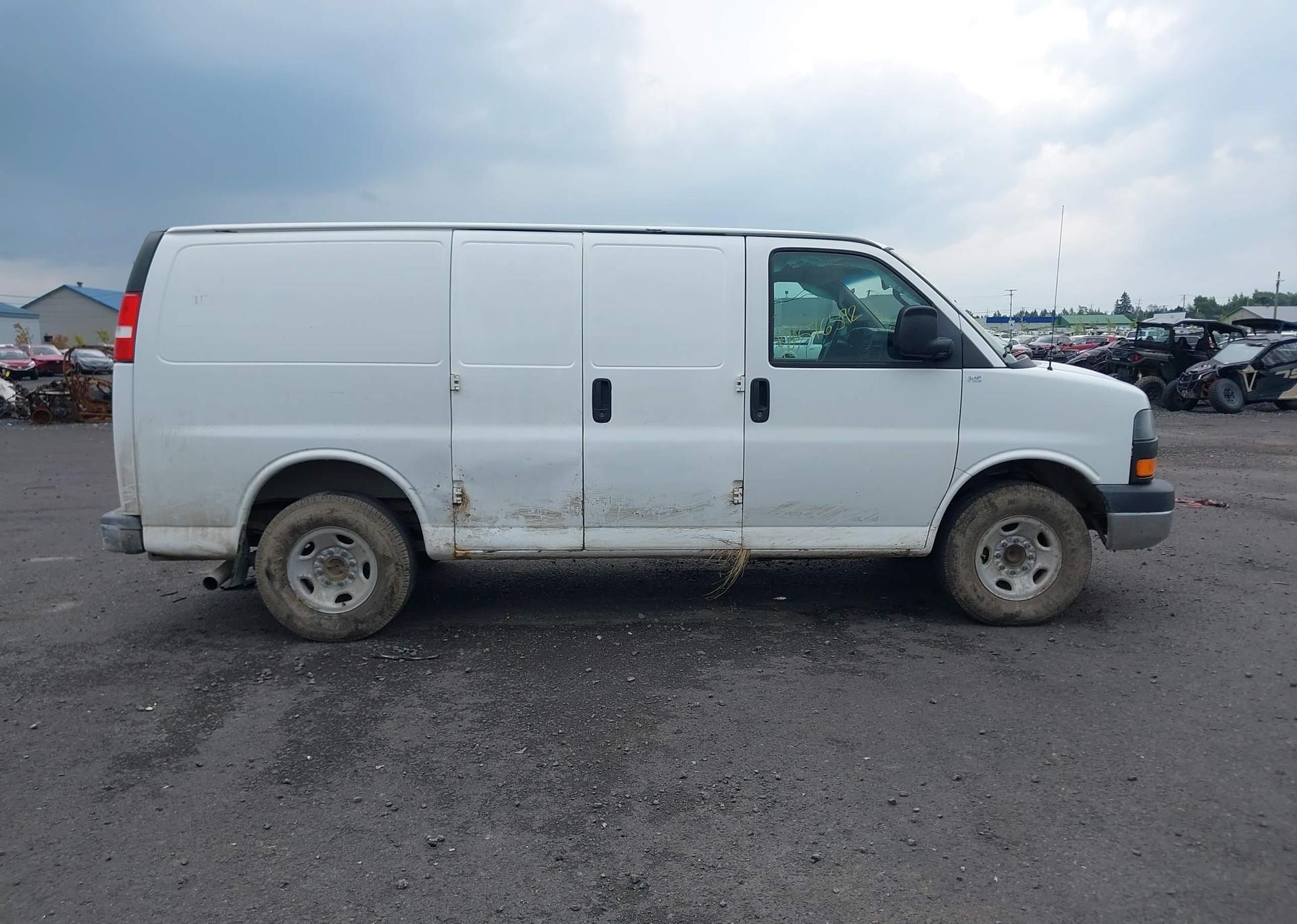2016 GMC SAVANA G2500