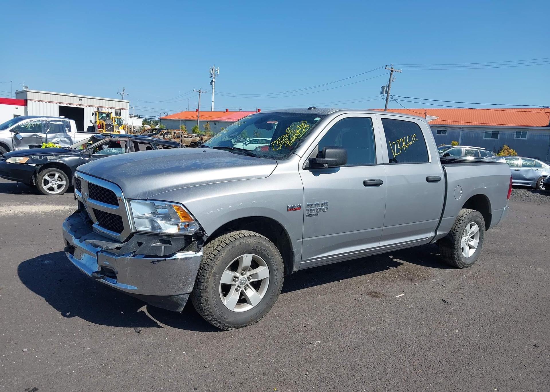 2023 RAM 1500 CLASSIC SLT