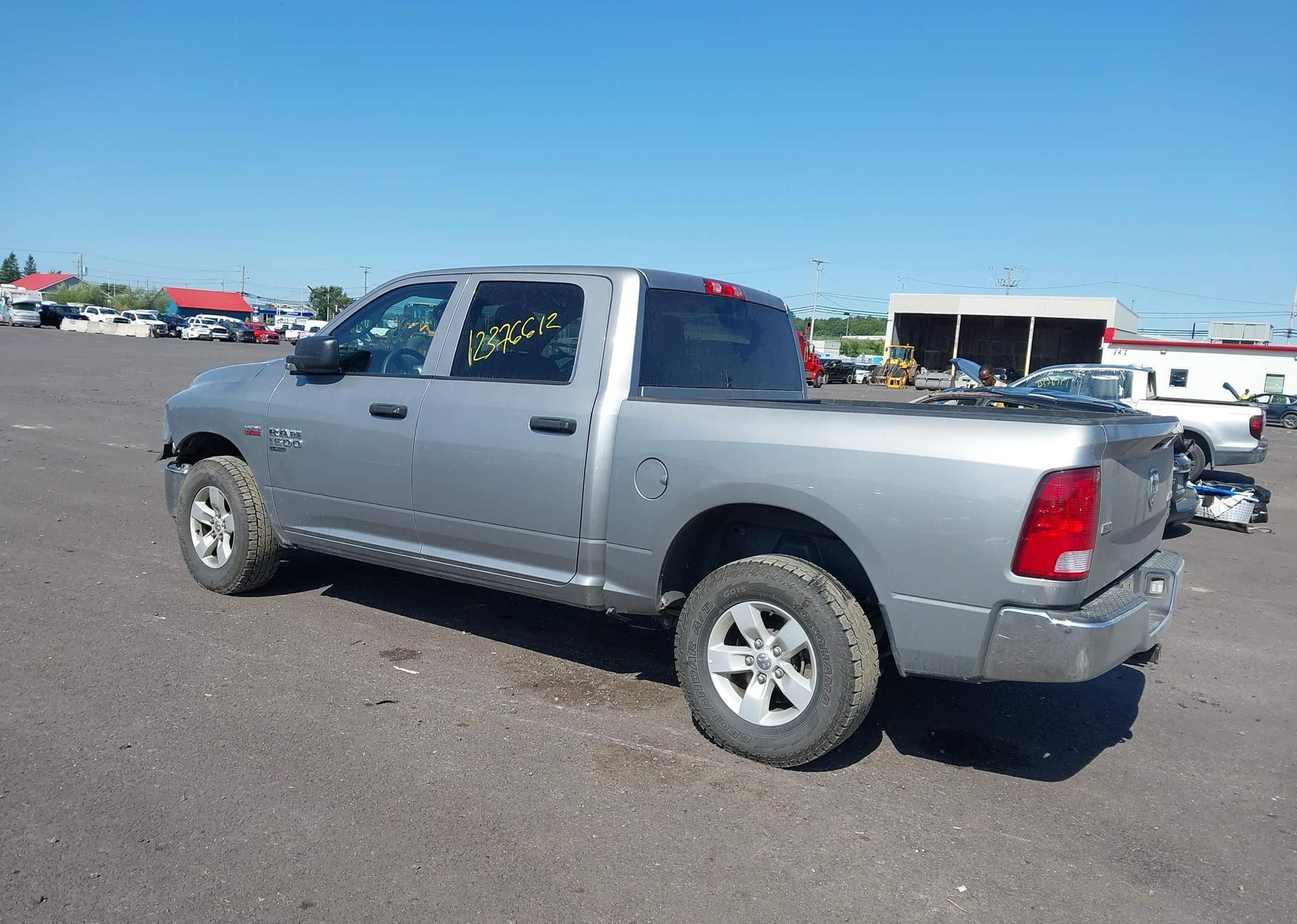 2023 RAM 1500 CLASSIC SLT